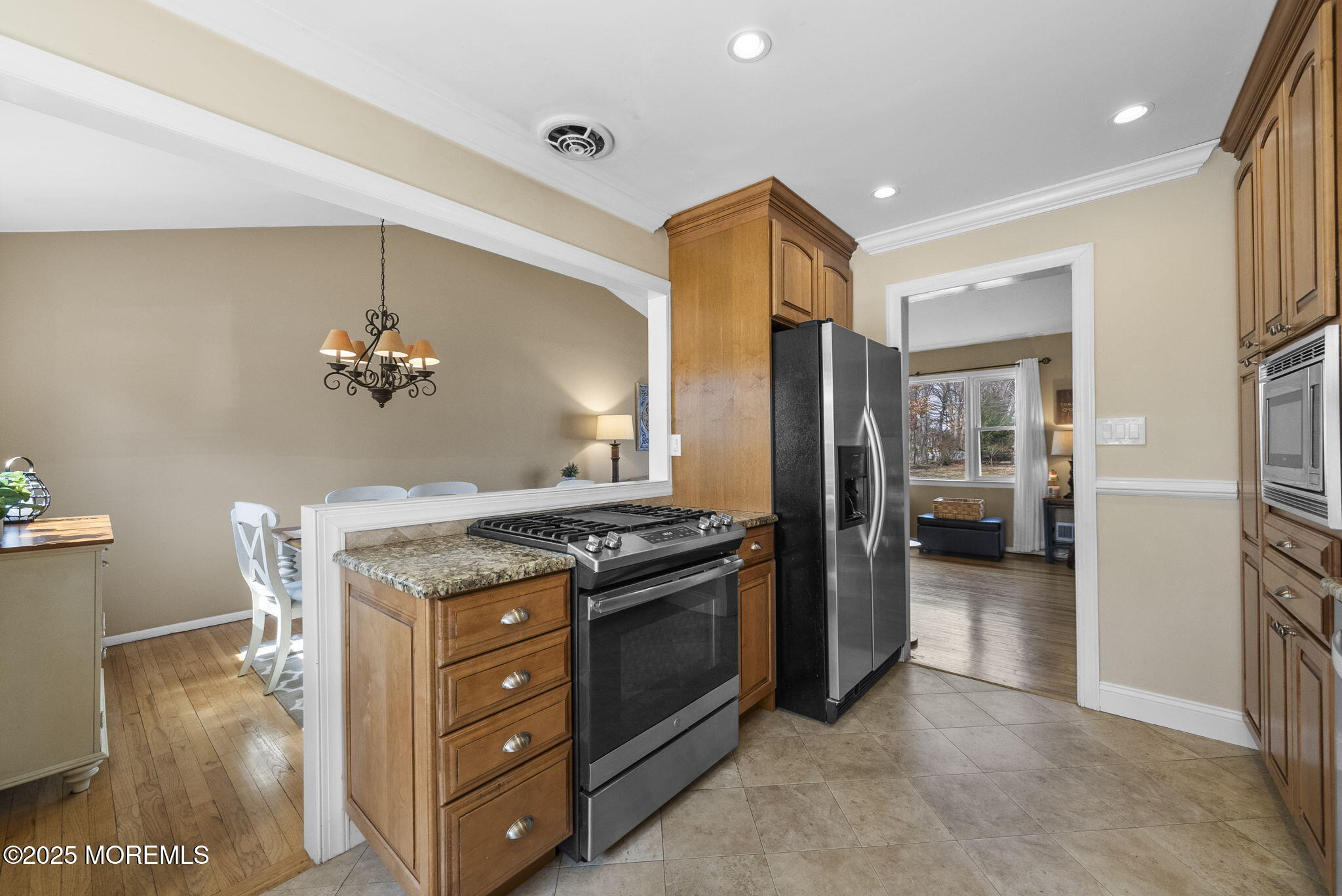 10 Barrie Road, East Brunswick, New Jersey image 12