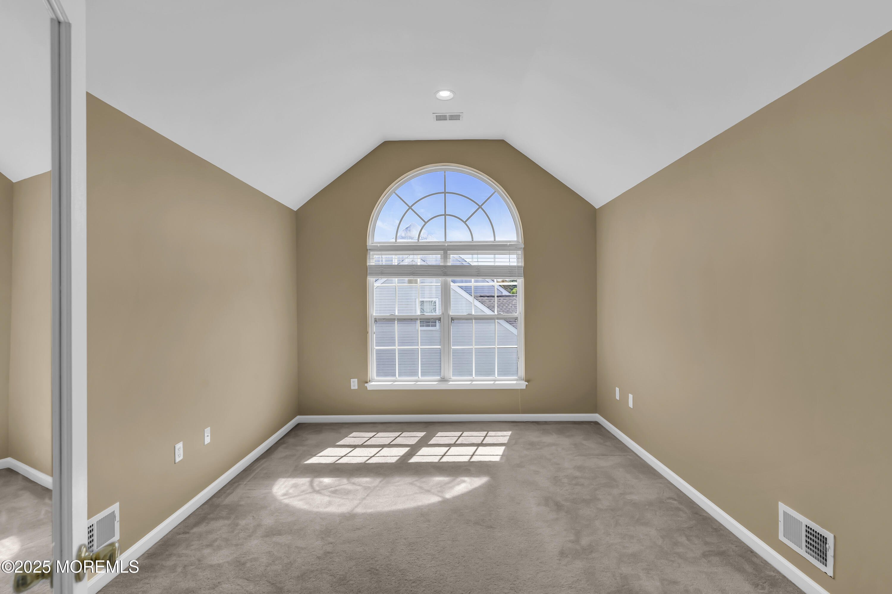 4 Angelina Court, Monroe Township, New Jersey image 19