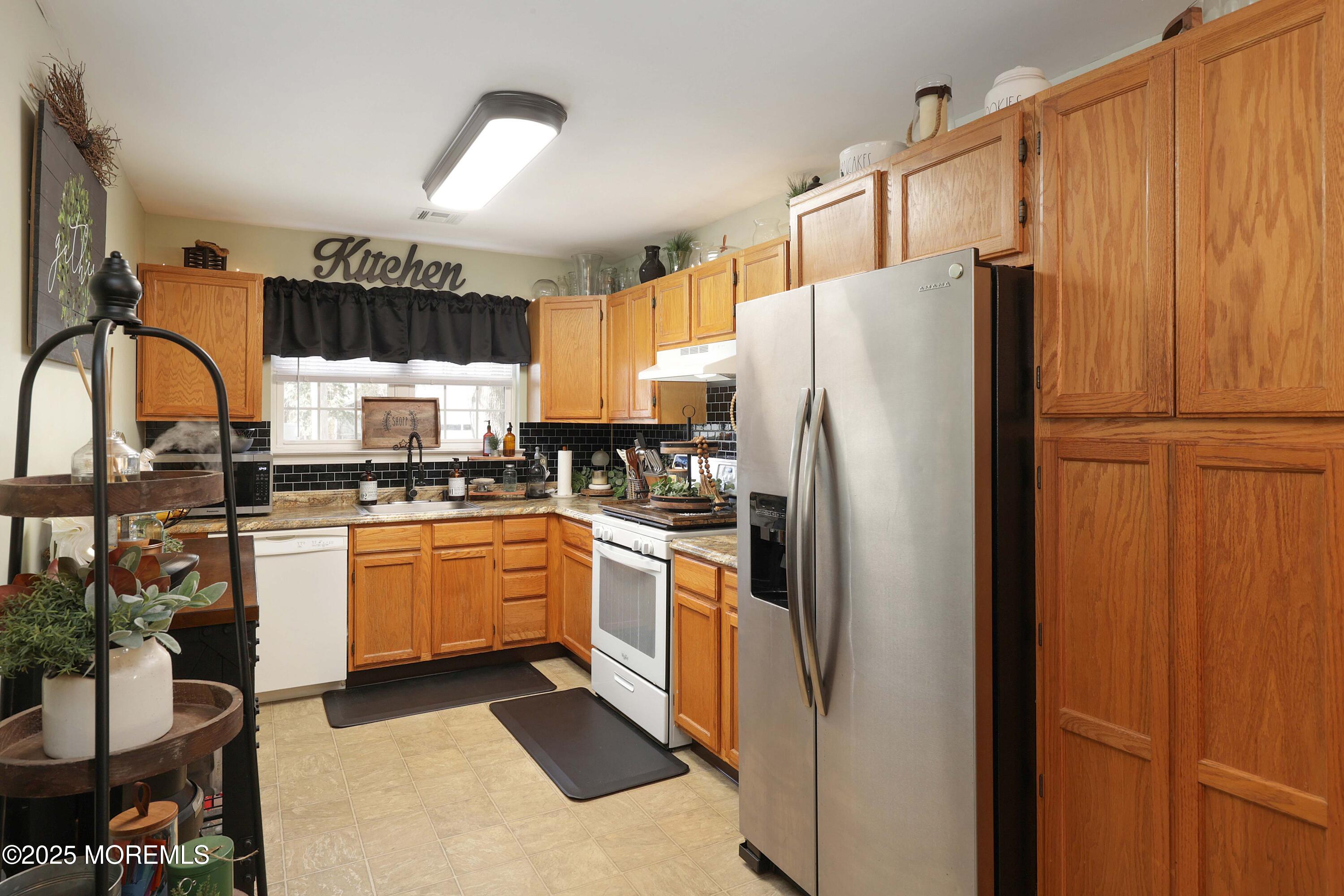 240 Atlantic Avenue, Middletown, New Jersey image 7