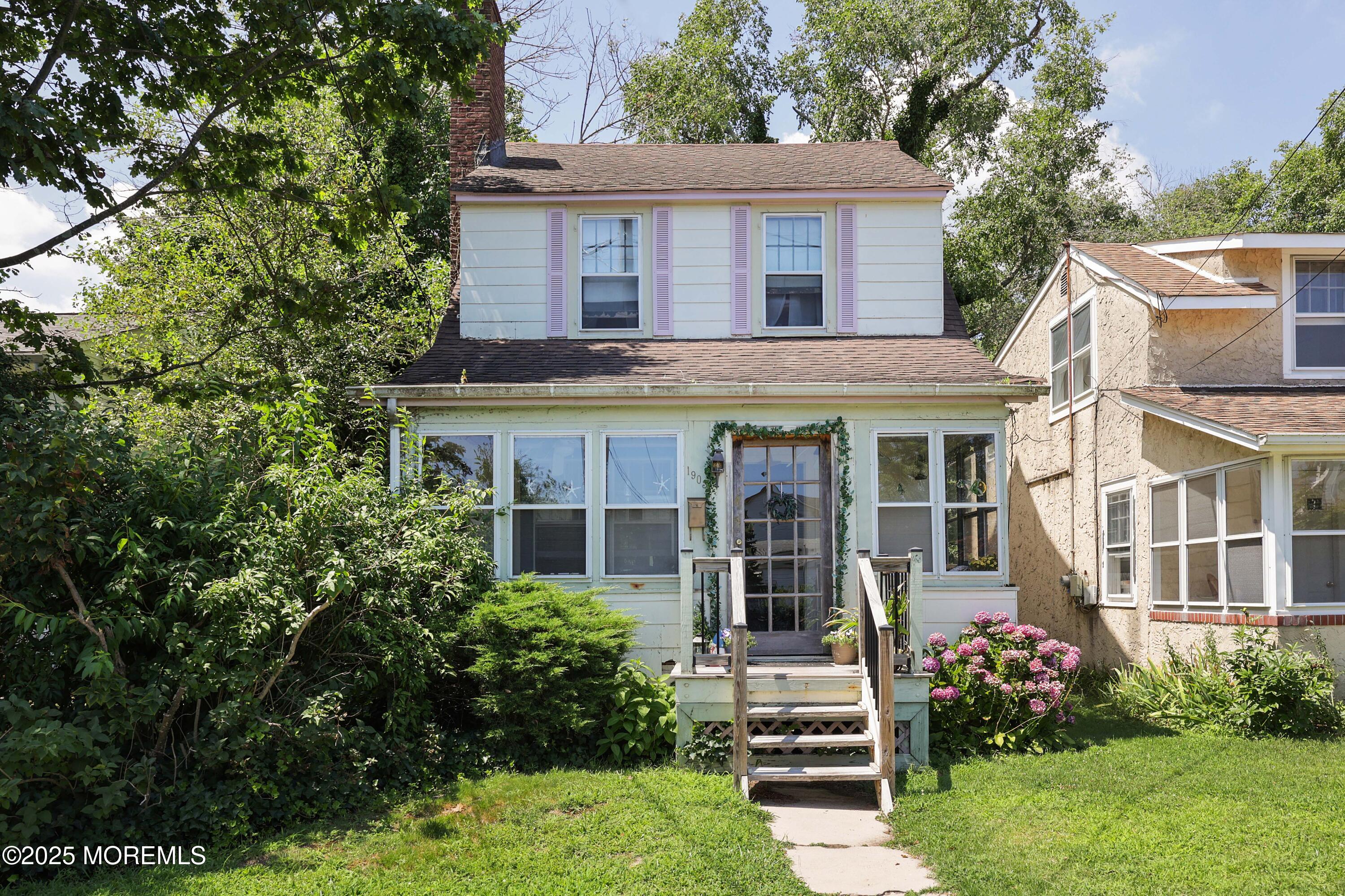 1903 Margerum Avenue