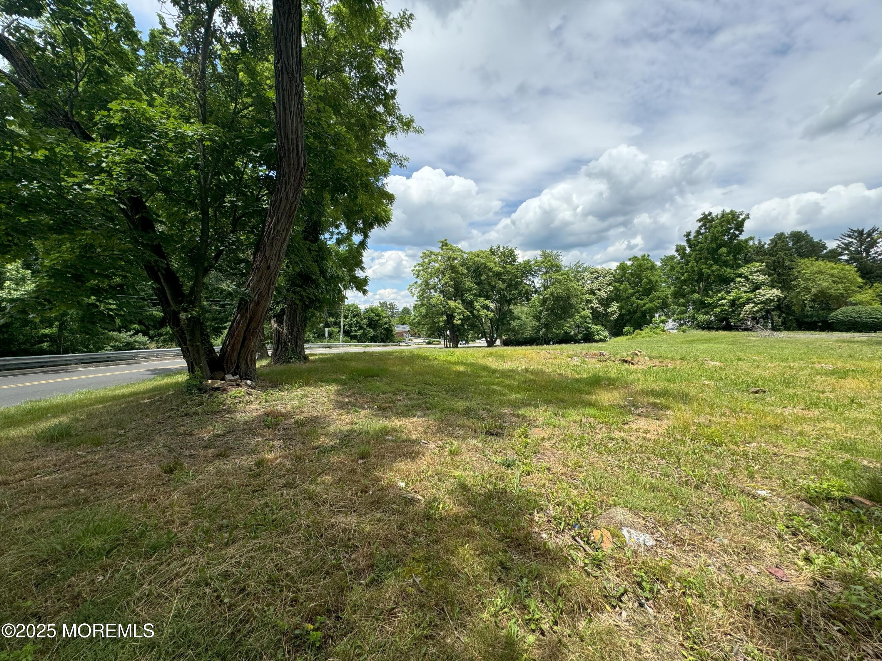 1 Wickatunk Road, Manalapan, New Jersey image 14