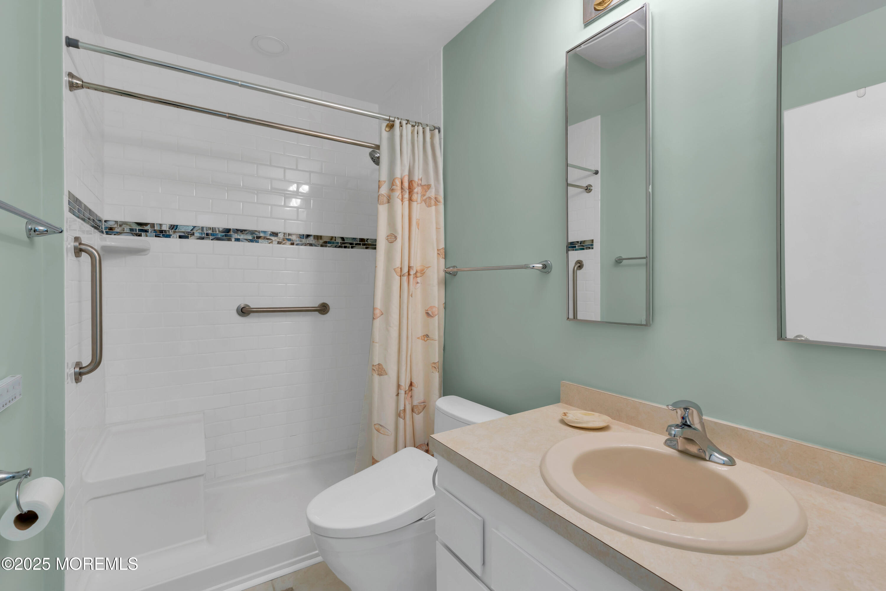 10 Joyce Court, Tinton Falls, New Jersey image 9