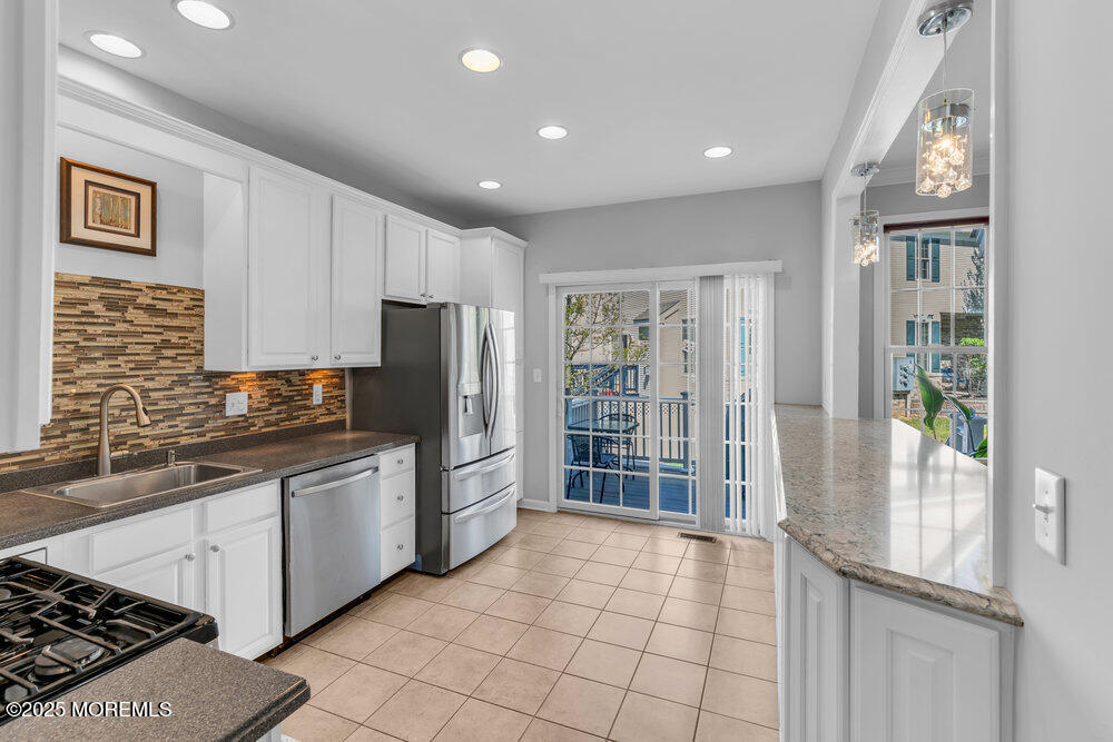 59 Inwood Drive, Manalapan, New Jersey image 14