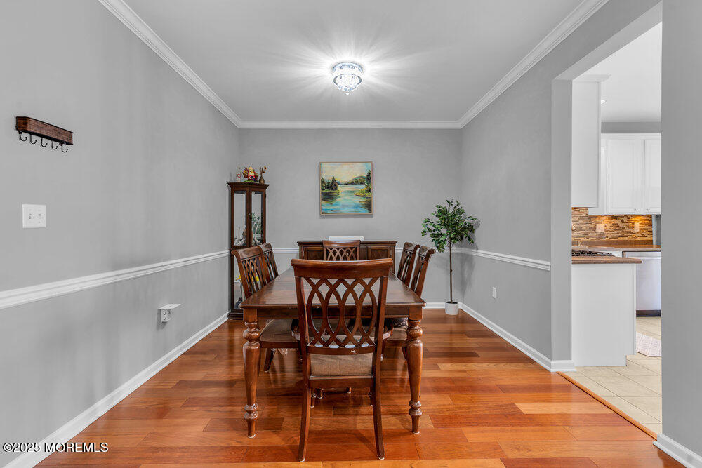 59 Inwood Drive, Manalapan, New Jersey image 6