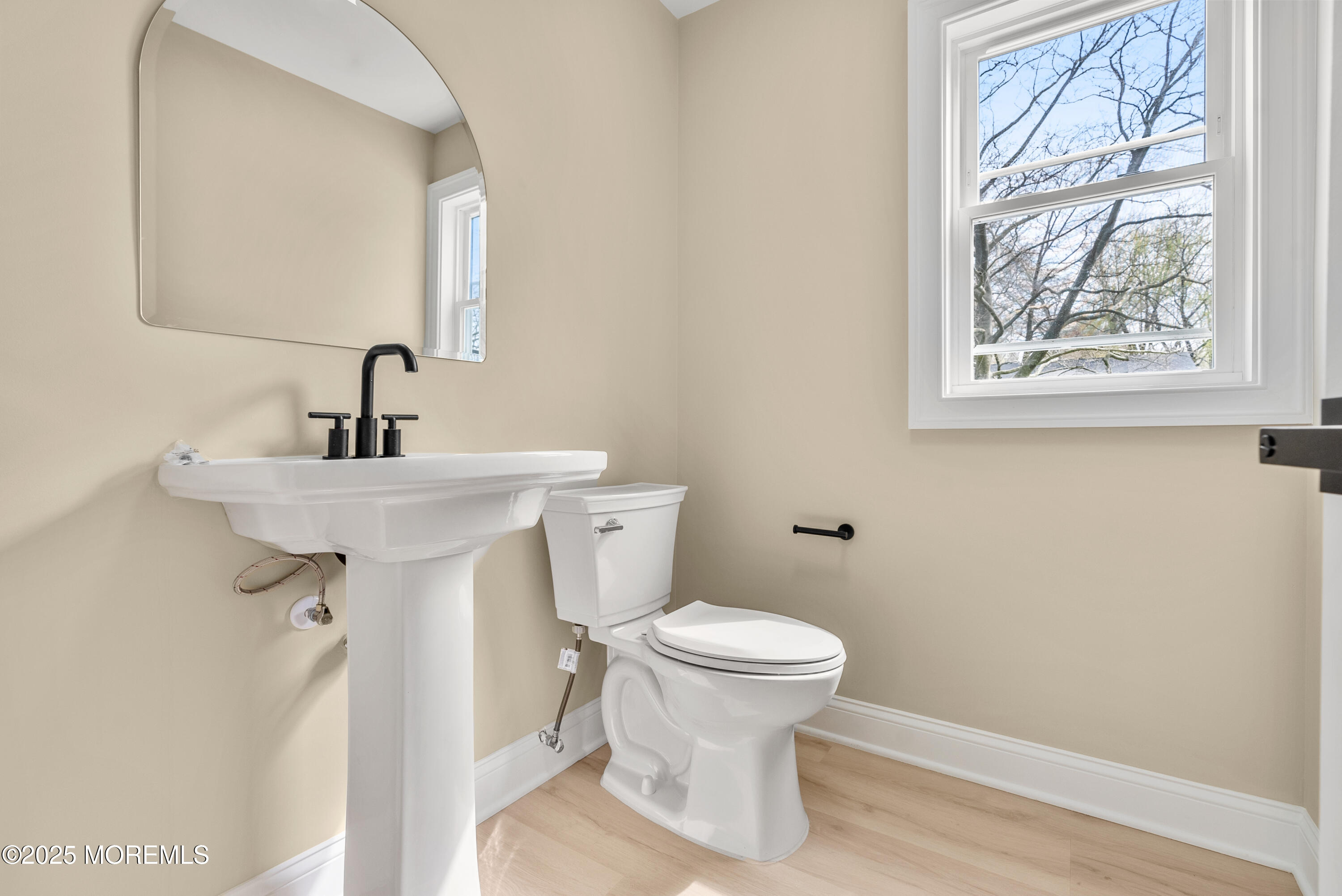 18 Hearthstone Drive, Manalapan, New Jersey image 5