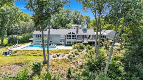 Homes For Rent - 15 Page Drive<br/> Red Bank, NJ 07701