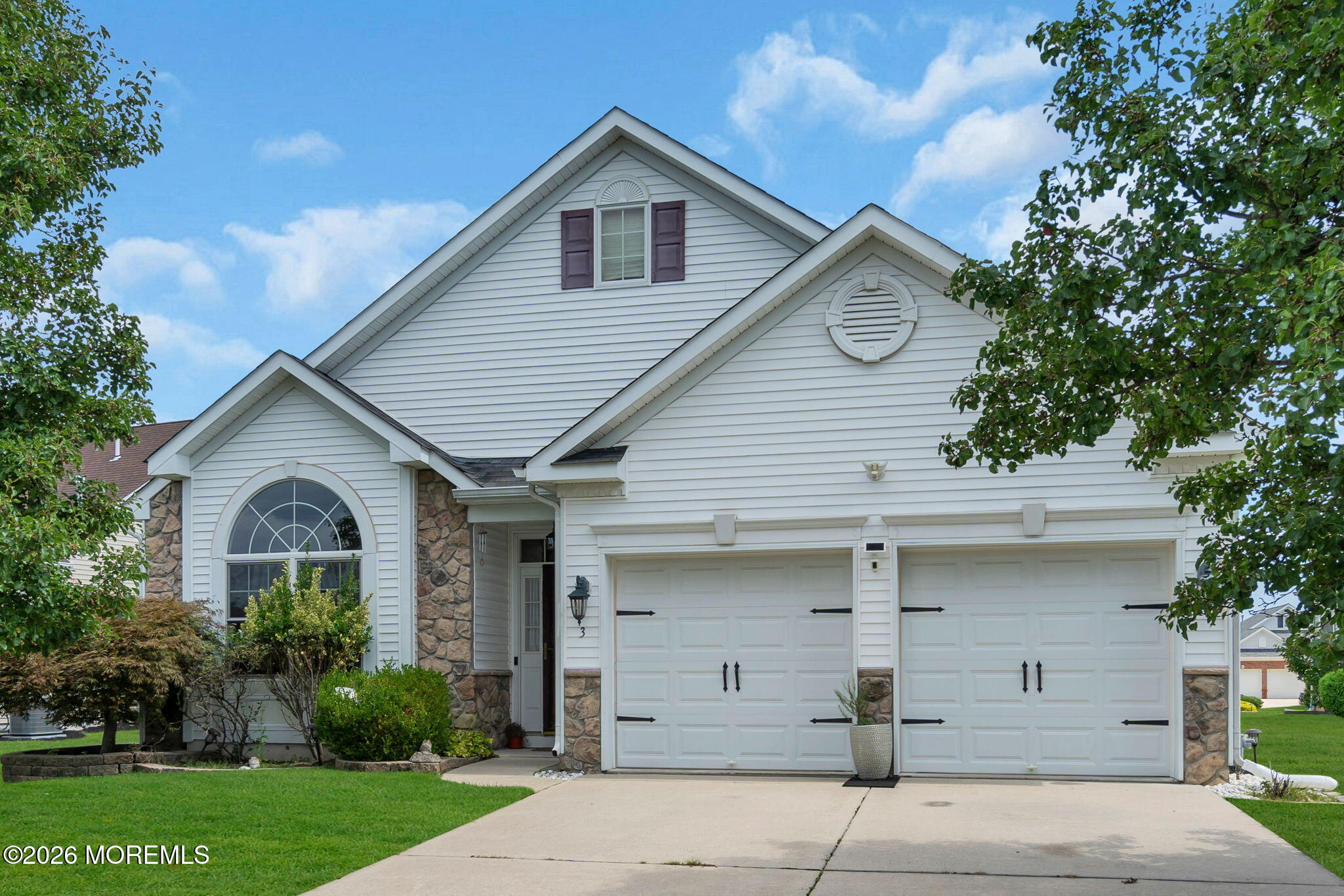 3 Eagleswood Drive
