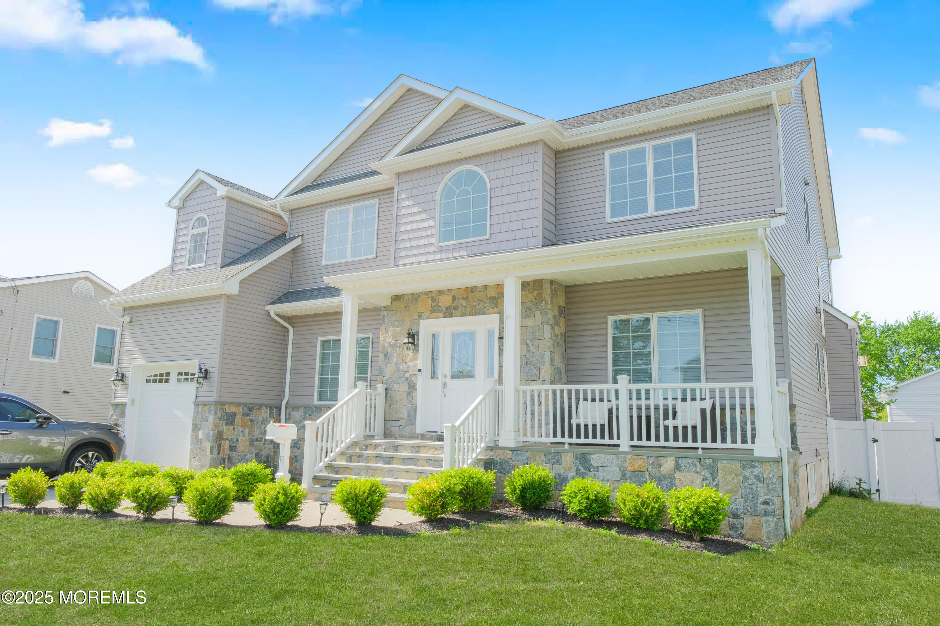 11 Dundall Place, Hazlet, New Jersey image 1