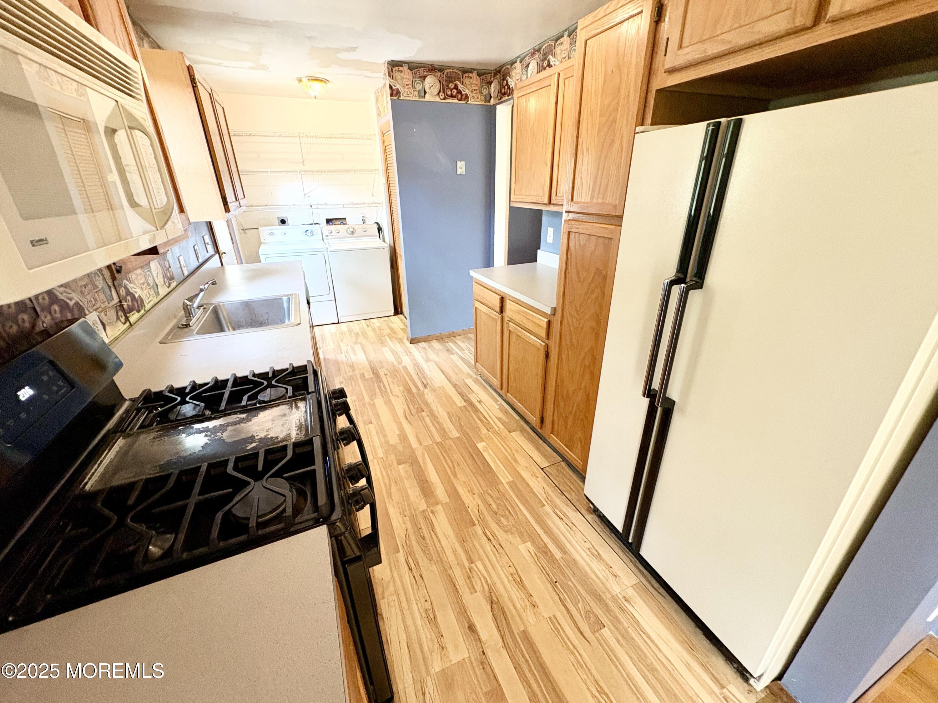 28 Chain Boulevard, Bayville, New Jersey image 11