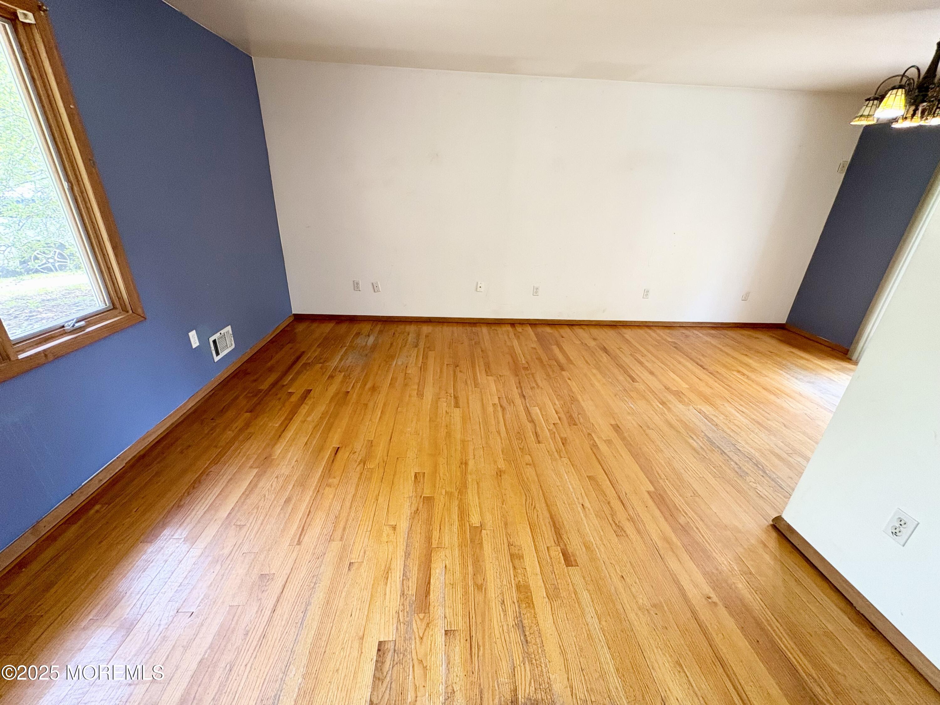 28 Chain Boulevard, Bayville, New Jersey image 6