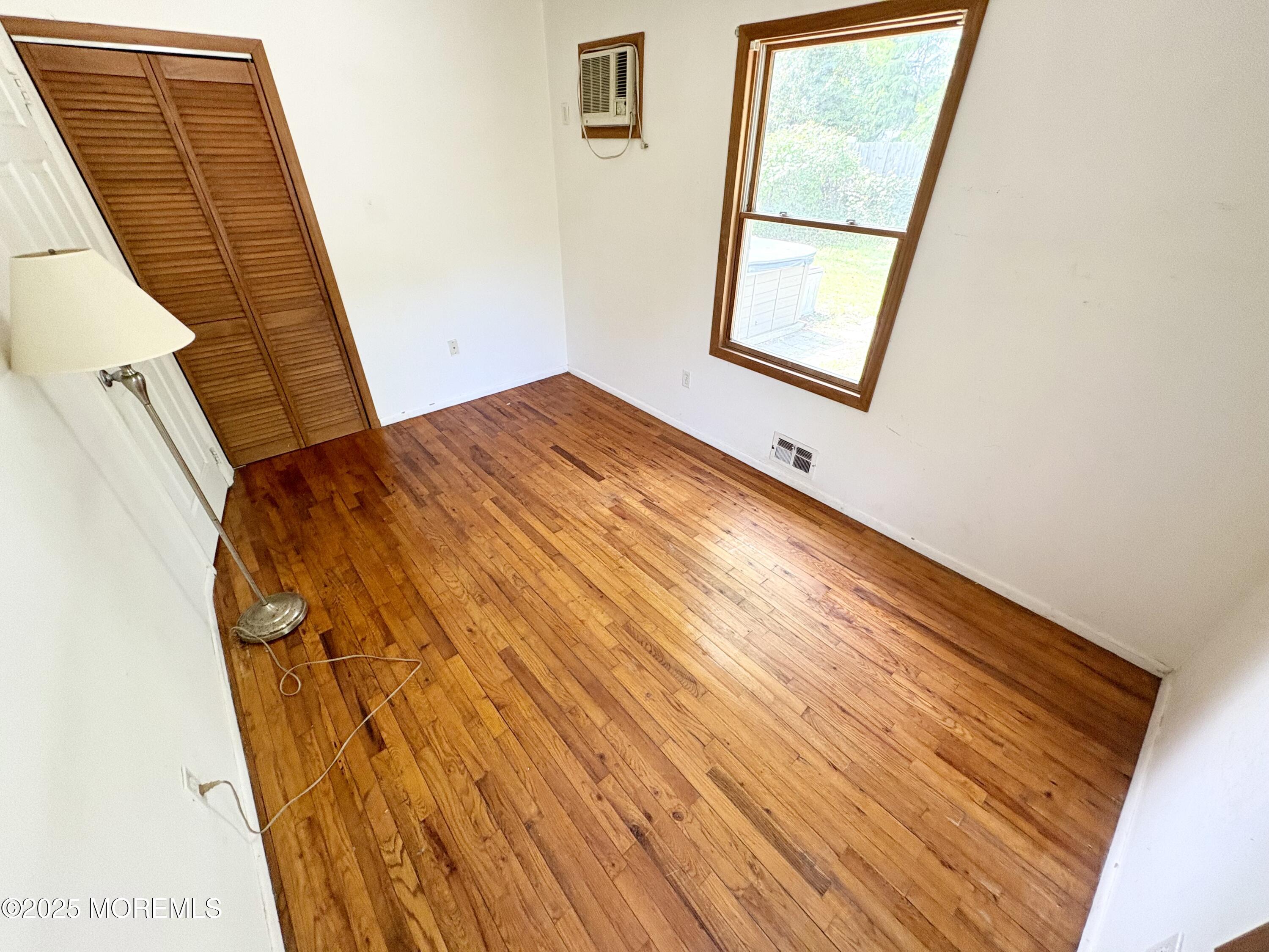 28 Chain Boulevard, Bayville, New Jersey image 15