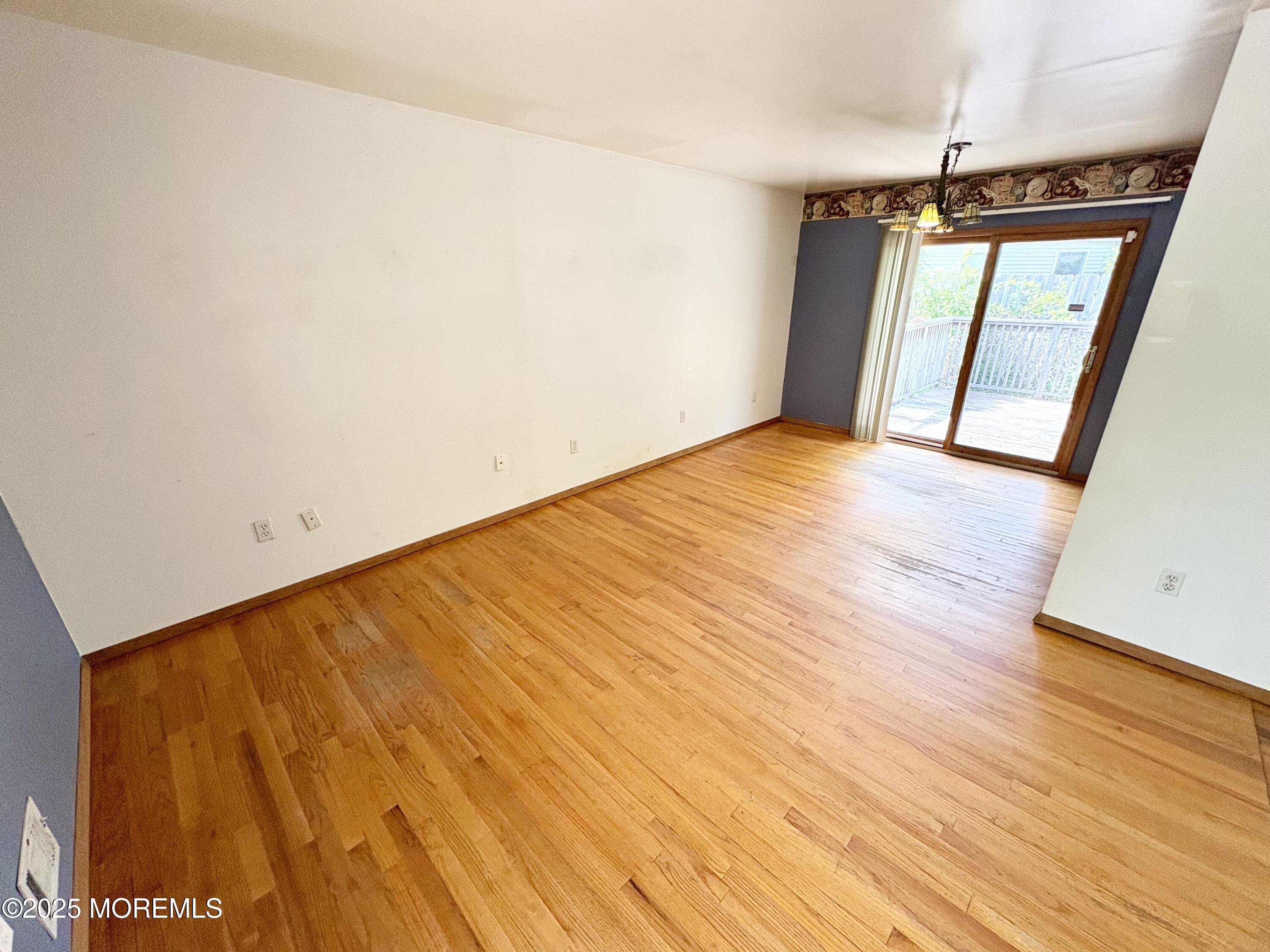 28 Chain Boulevard, Bayville, New Jersey image 8