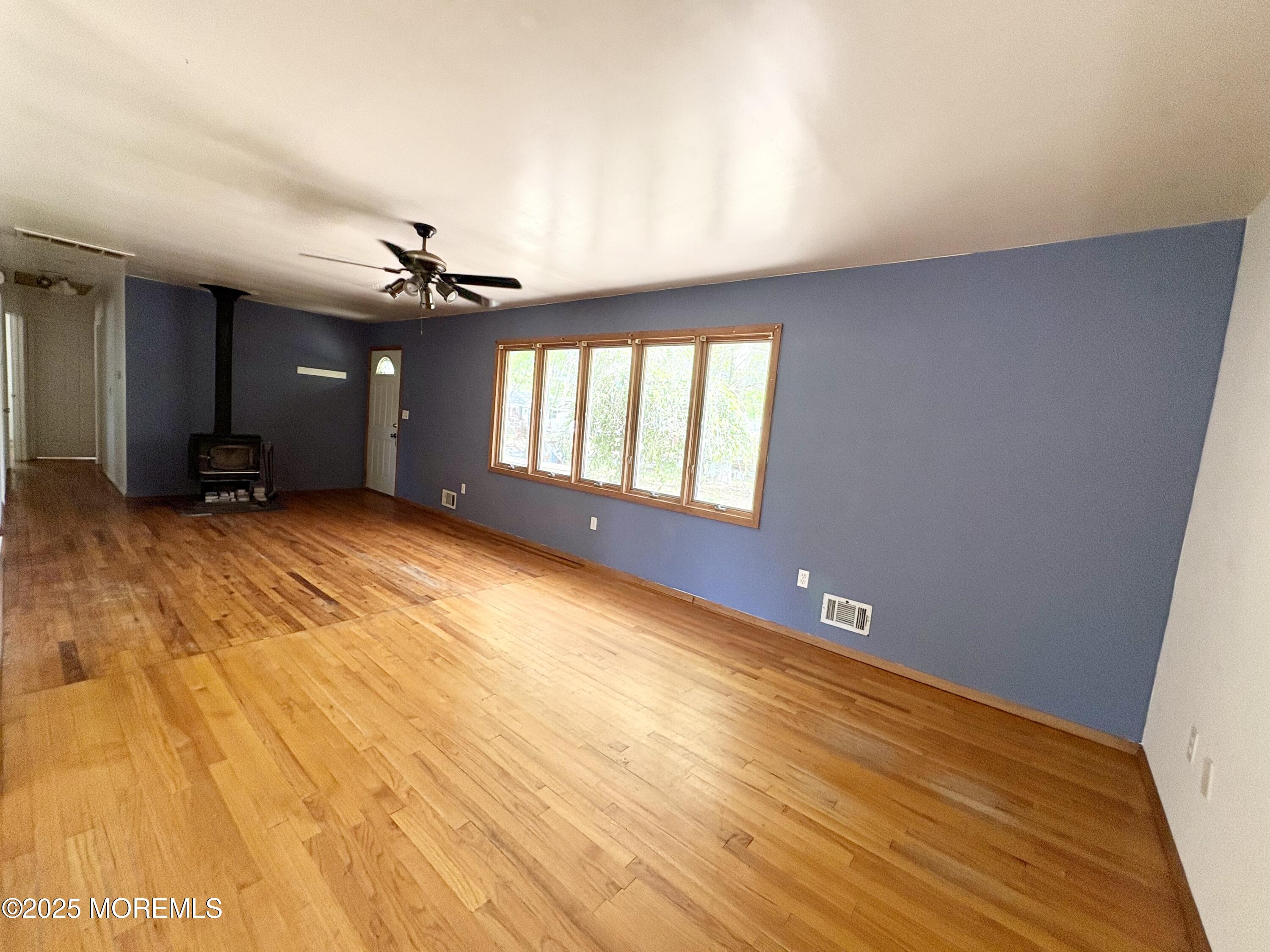 28 Chain Boulevard, Bayville, New Jersey image 7