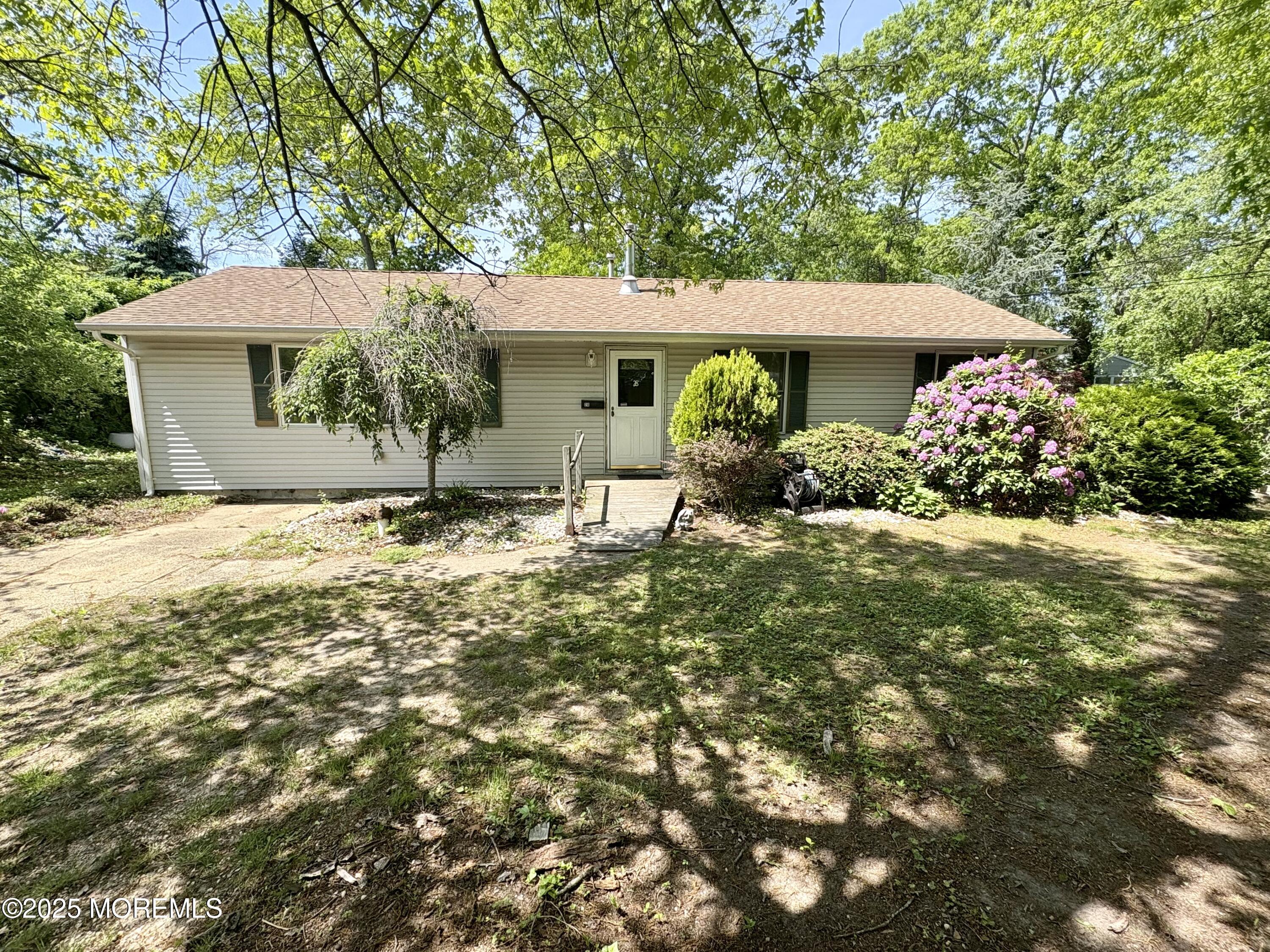 28 Chain Boulevard, Bayville, New Jersey image 1
