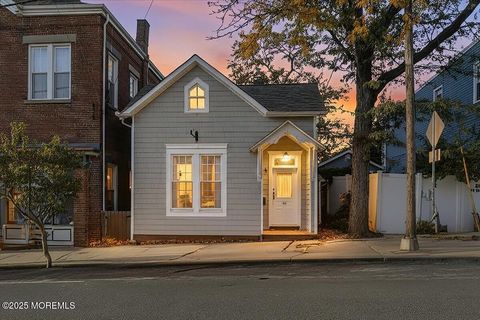 Photo of 55 E Front Street, Keyport, NJ 07735 (MLS # 22531316)