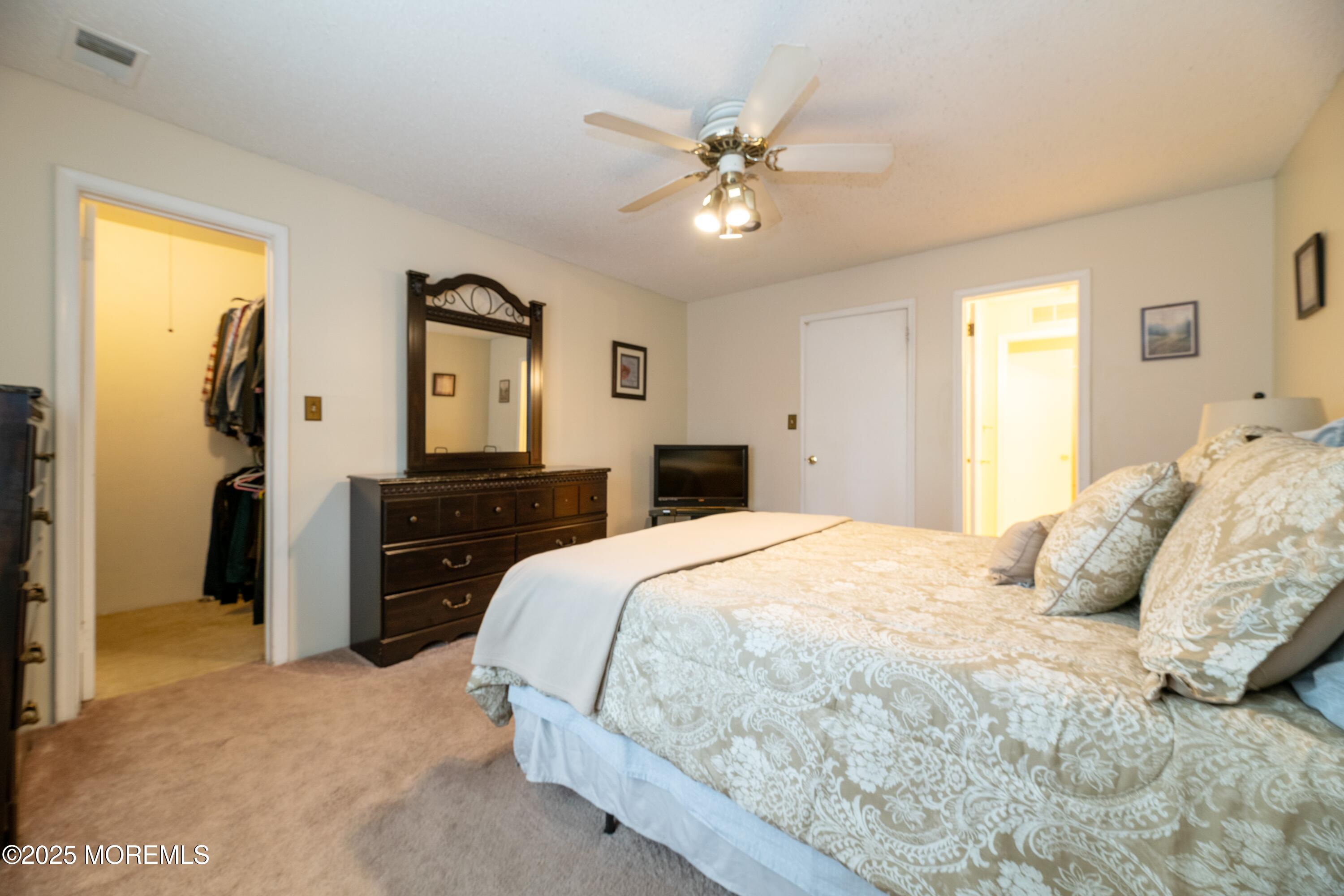 61 Frontier Way, Tinton Falls, New Jersey image 12