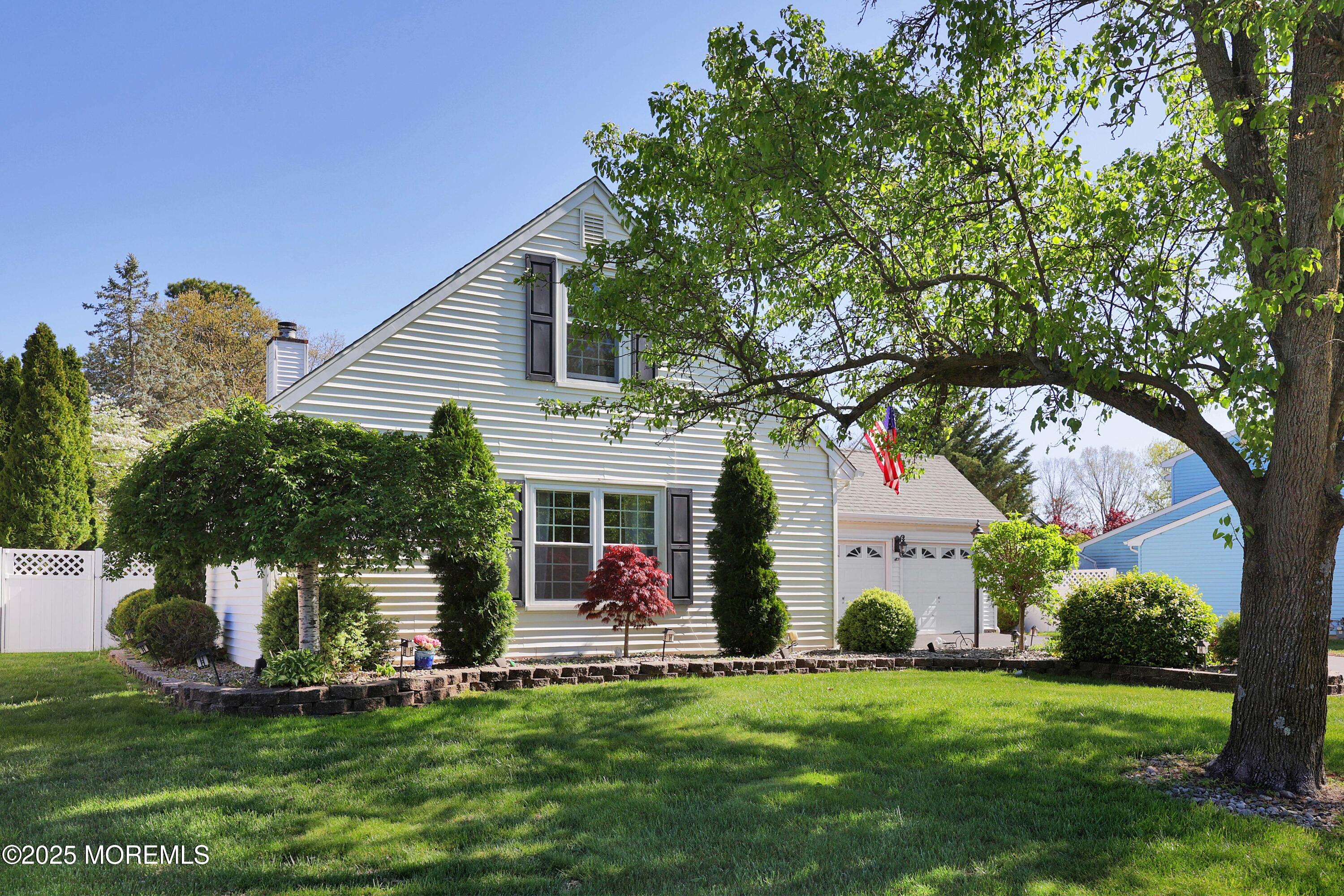 39 Snowdrift Lane, Howell, New Jersey image 1