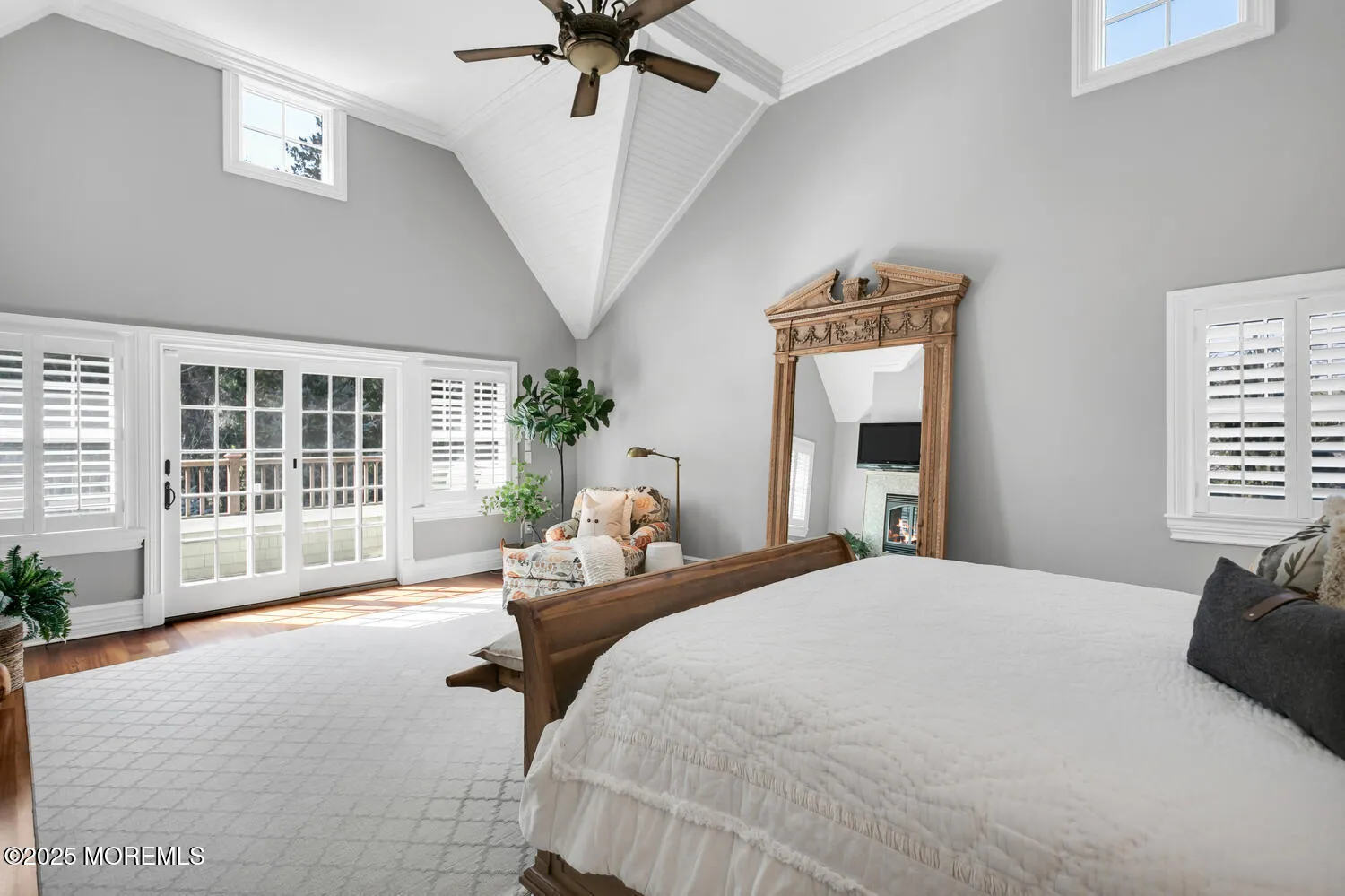 Rumson, New Jersey 07760, United States, 6 Bedrooms Bedrooms, ,5 BathroomsBathrooms,Residential,Pending,87679