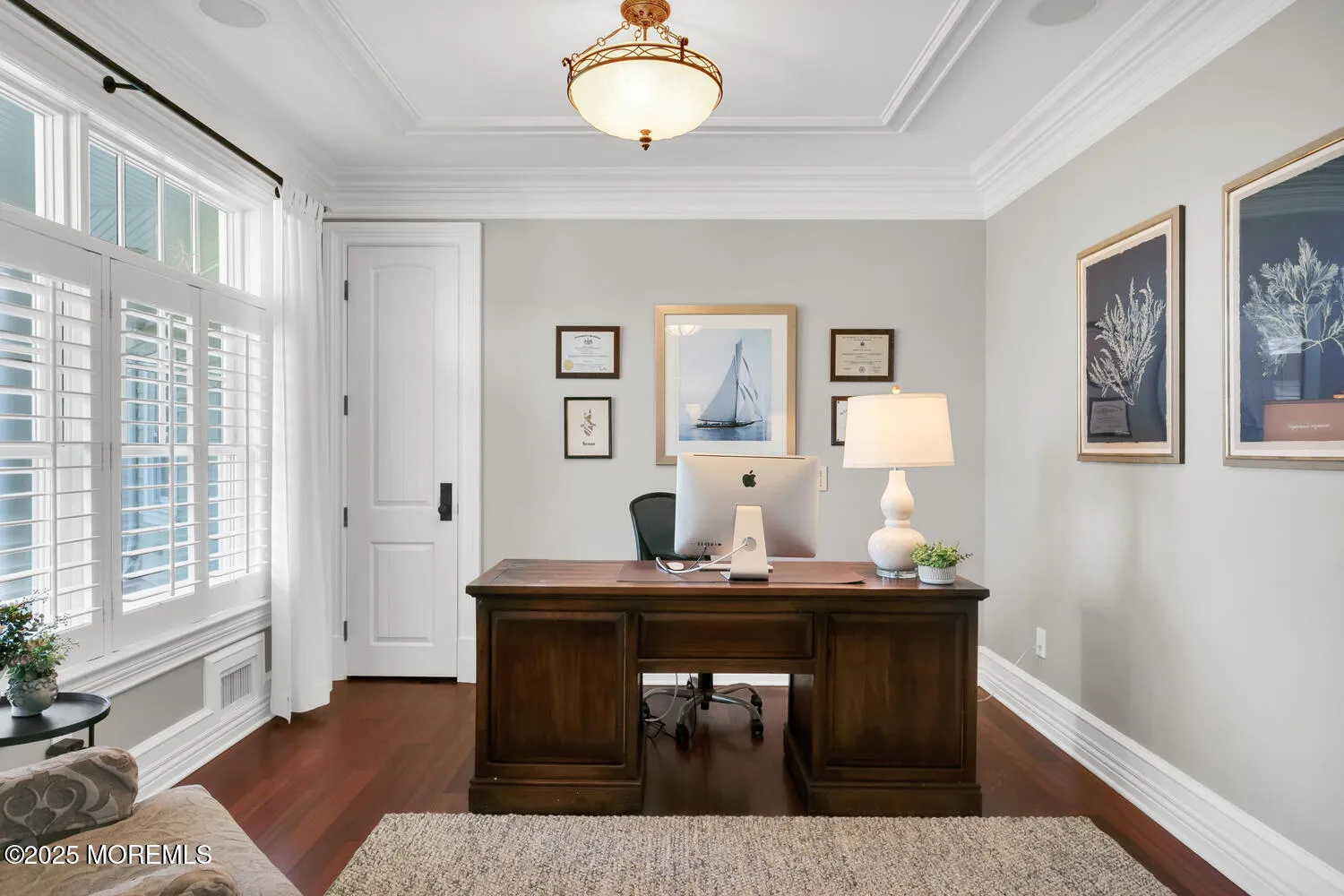 Rumson, New Jersey 07760, United States, 6 Bedrooms Bedrooms, ,5 BathroomsBathrooms,Residential,Pending,87679