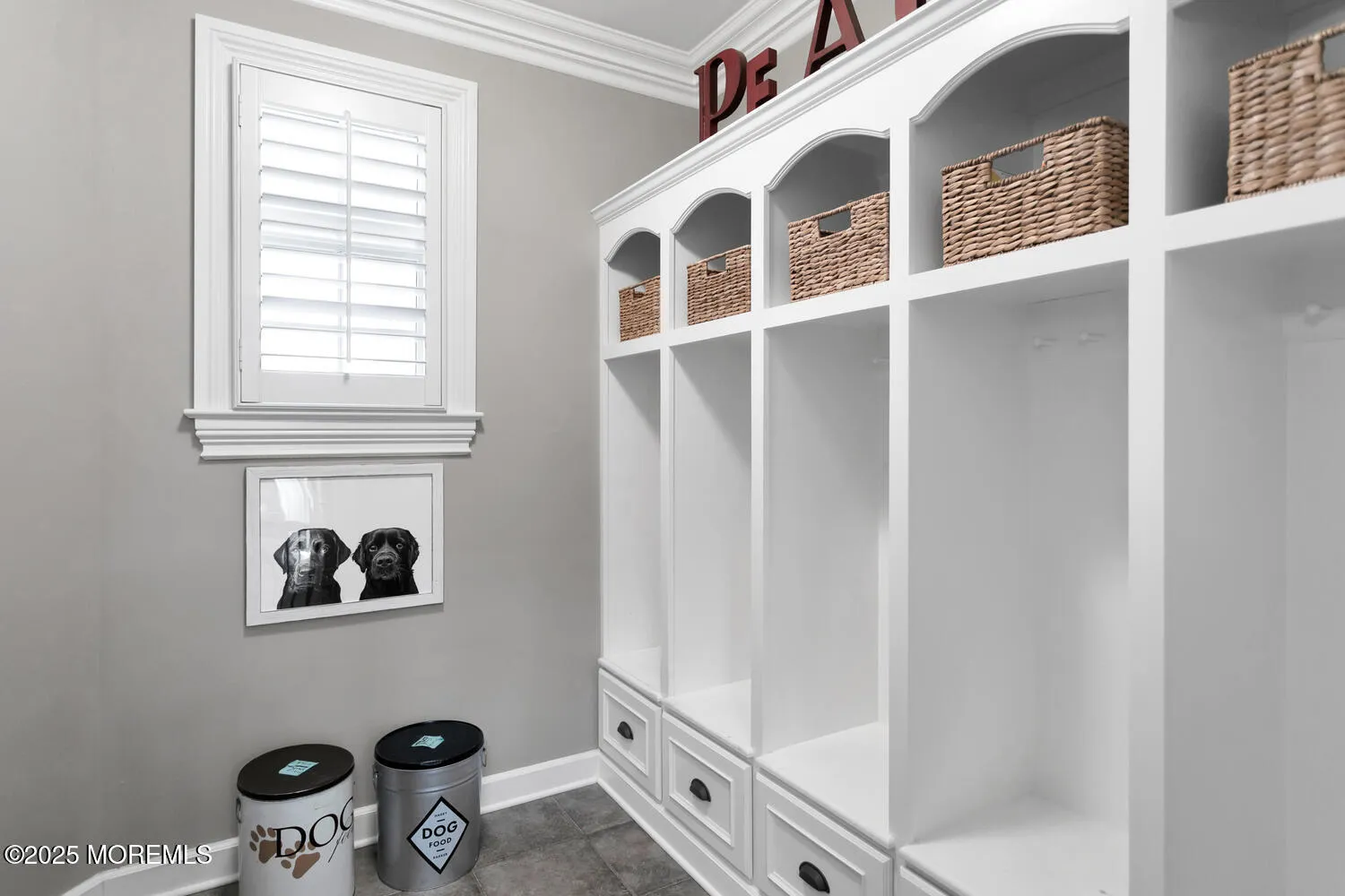 Rumson, New Jersey 07760, United States, 6 Bedrooms Bedrooms, ,5 BathroomsBathrooms,Residential,Pending,87679