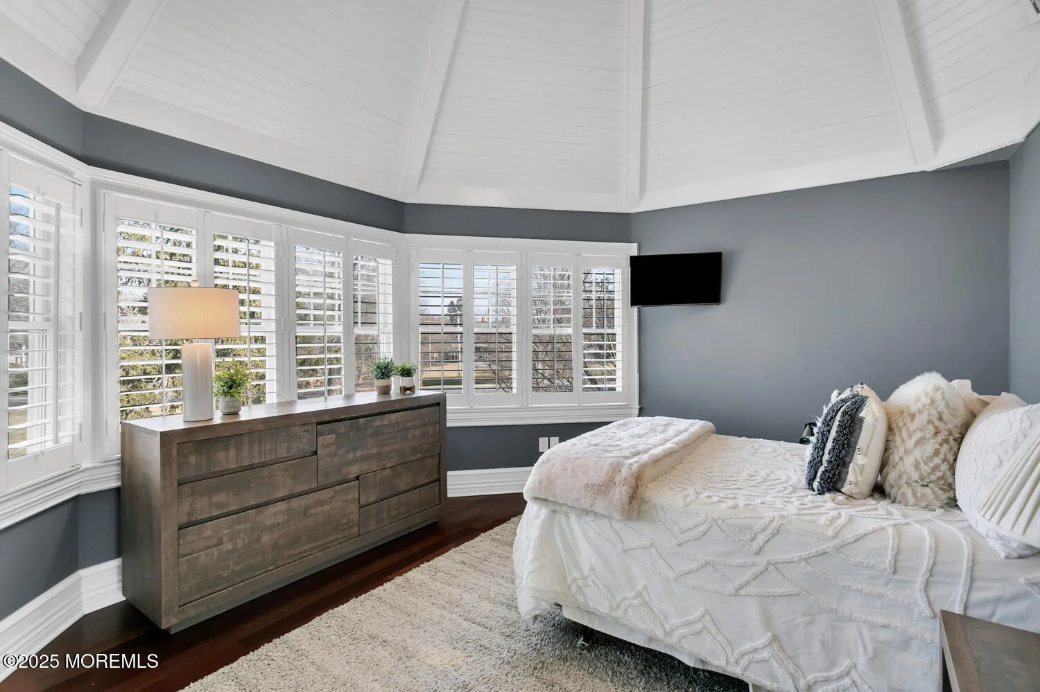 Rumson, New Jersey 07760, United States, 6 Bedrooms Bedrooms, ,5 BathroomsBathrooms,Residential,Pending,87679