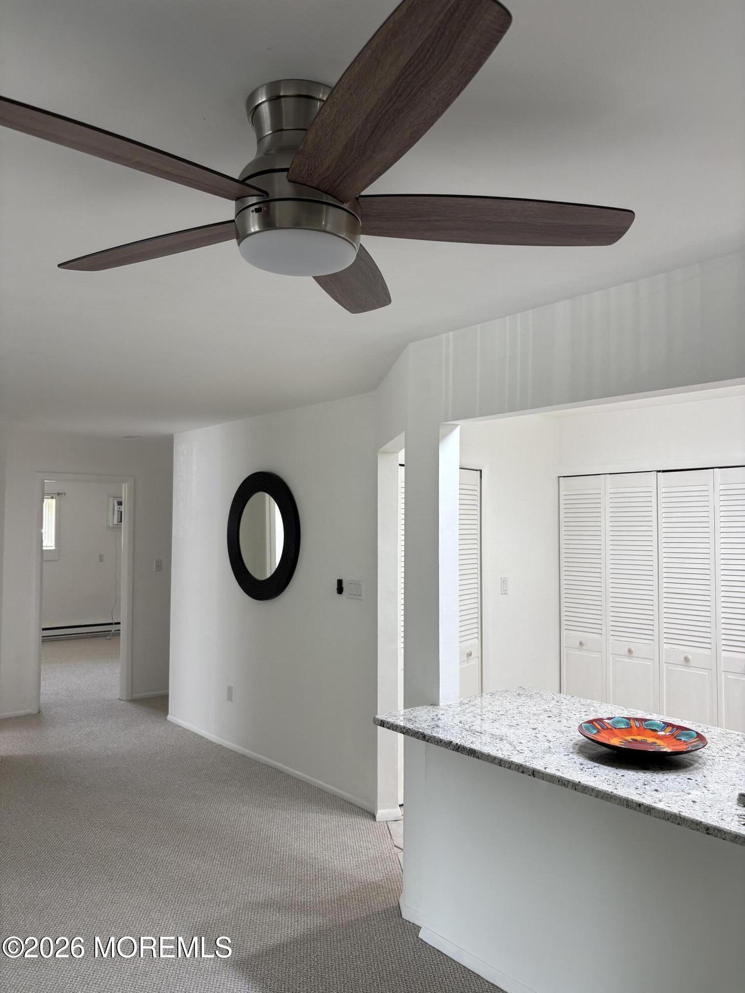 115 Lexington Court - Photo 2
