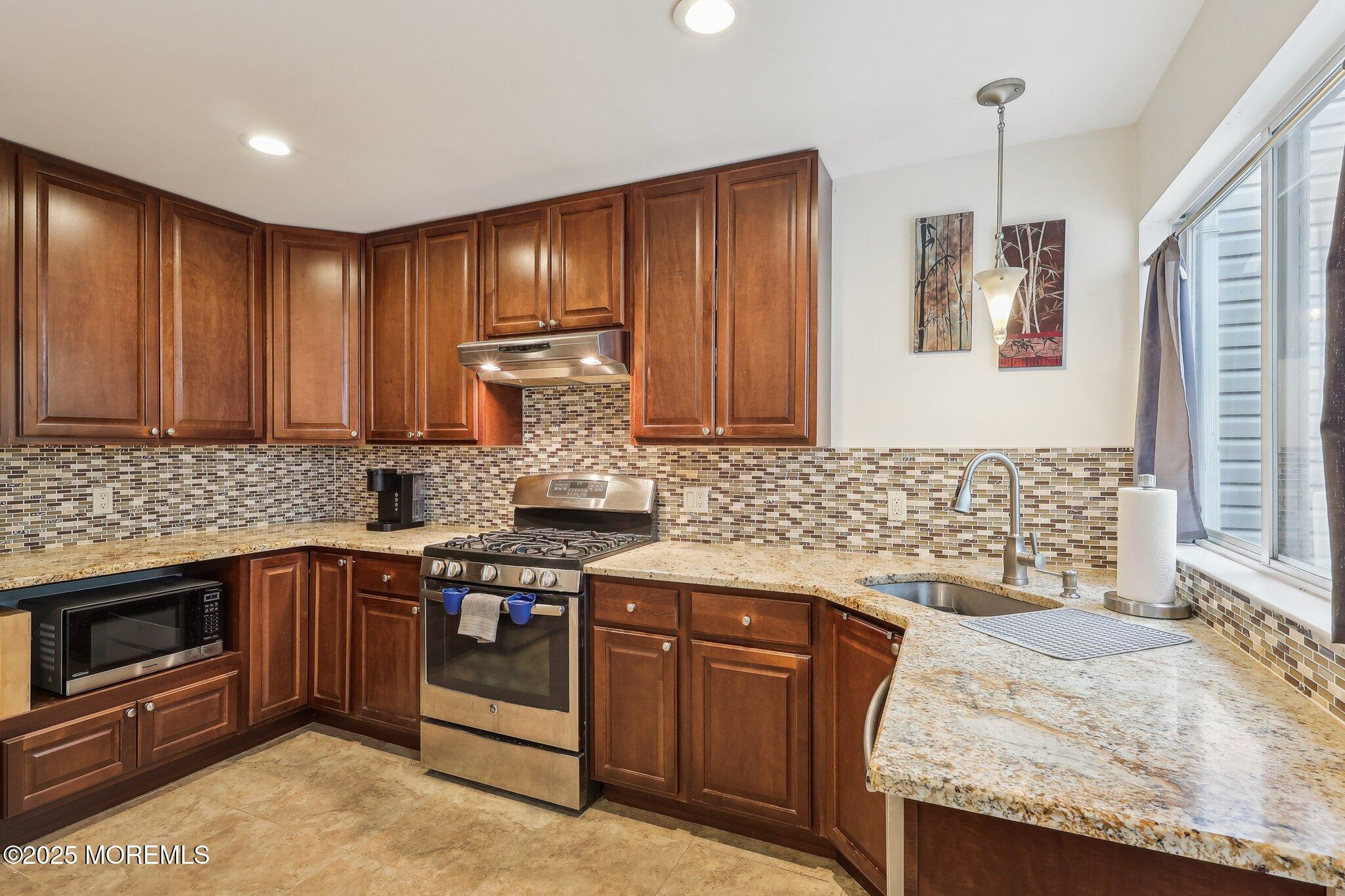309 Schley Avenue, Toms River, New Jersey image 16