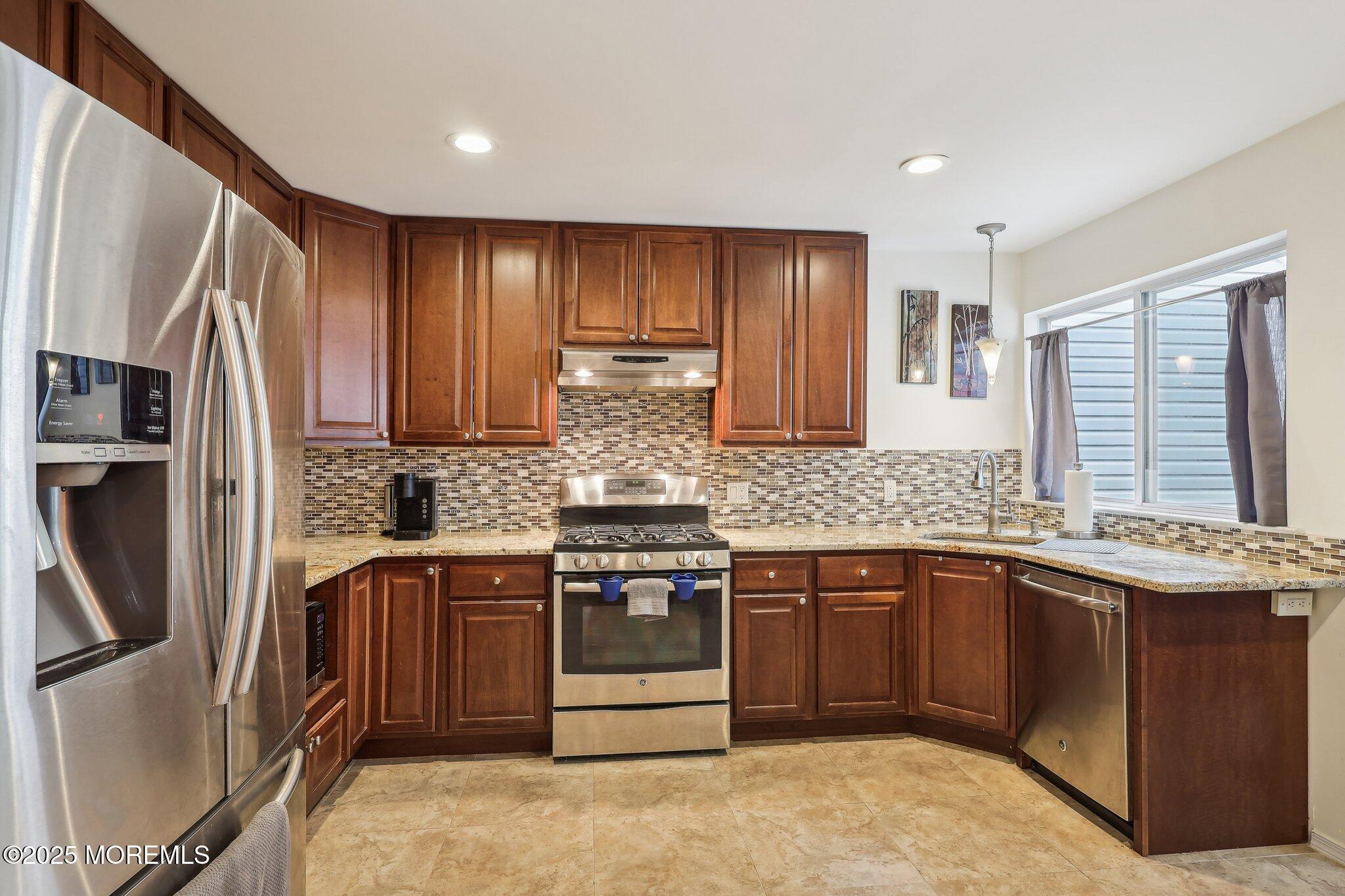 309 Schley Avenue, Toms River, New Jersey image 15