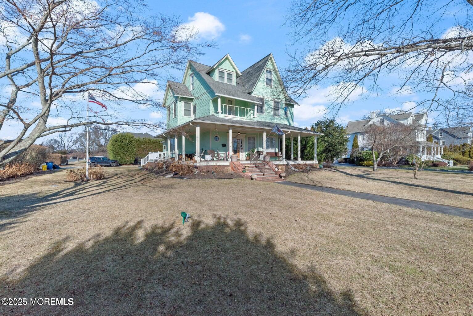57 Hollywood Avenue