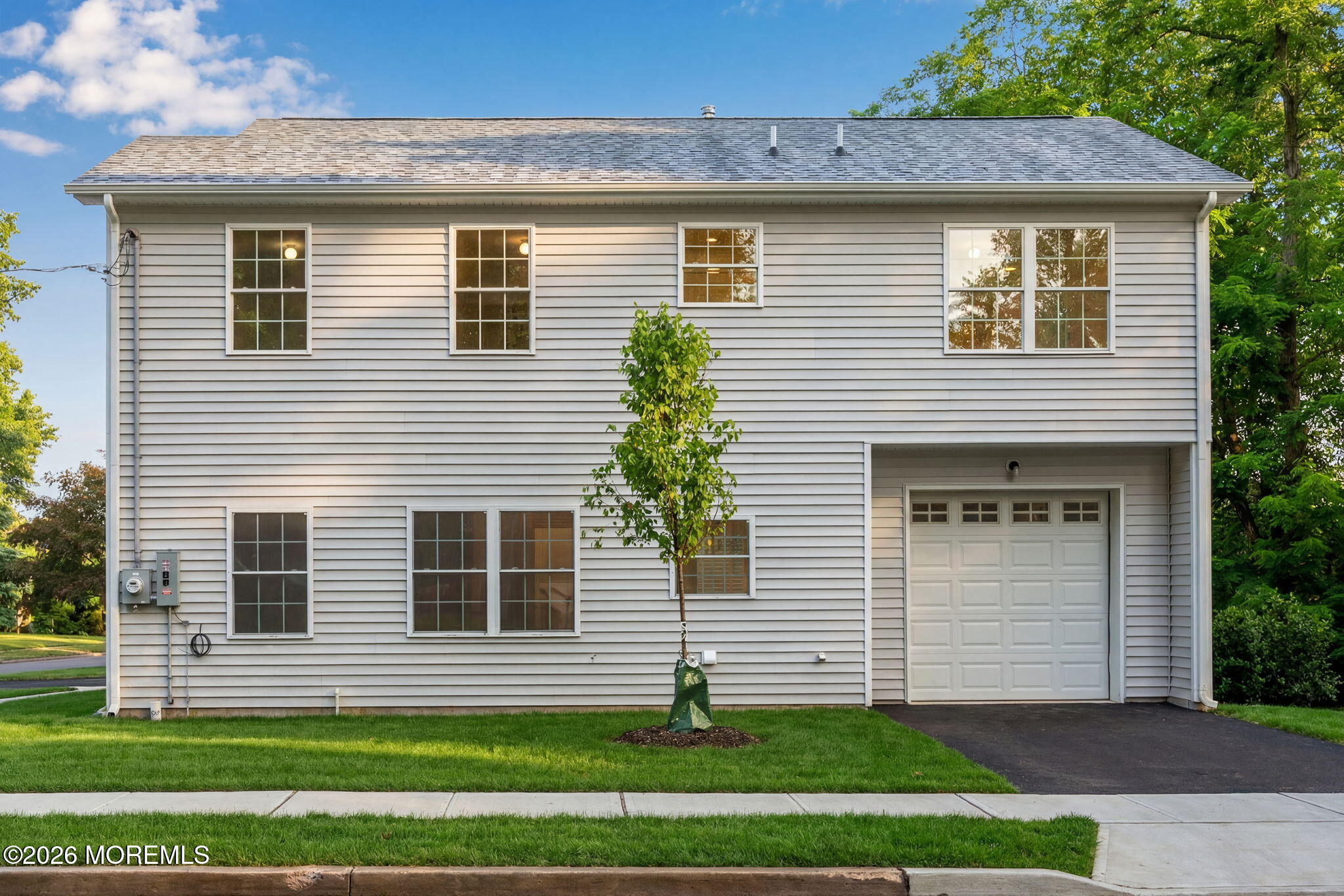 160 Hillside Avenue