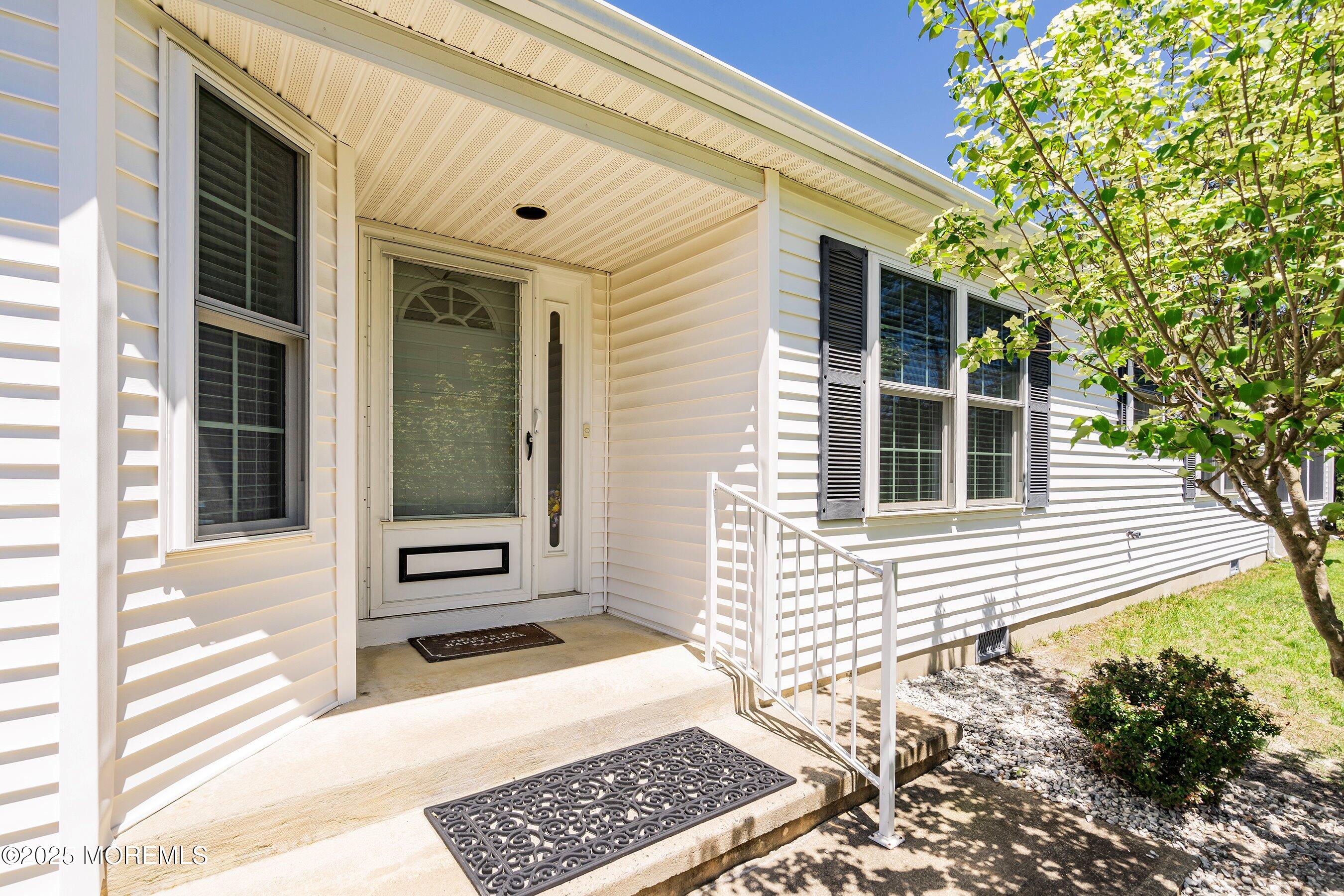 14 Winterton Drive, Toms River, New Jersey image 2