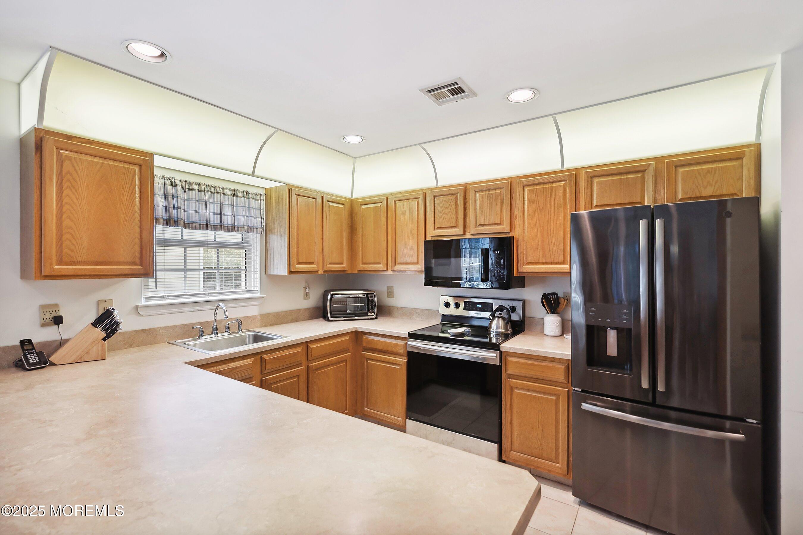 14 Winterton Drive, Toms River, New Jersey image 11
