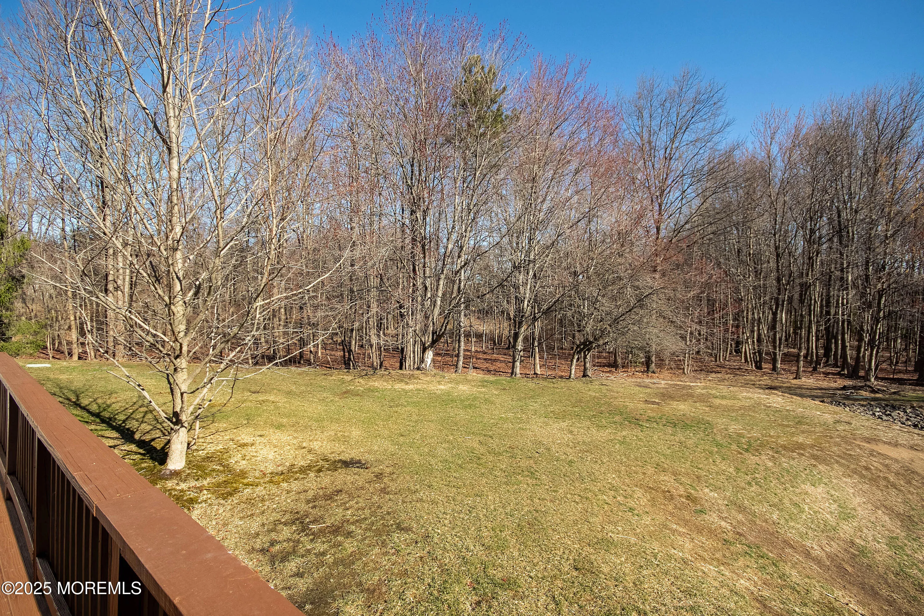 Holmdel, New Jersey 07733, United States, 2 Bedrooms Bedrooms, ,3 BathroomsBathrooms,Residential,Active,91806