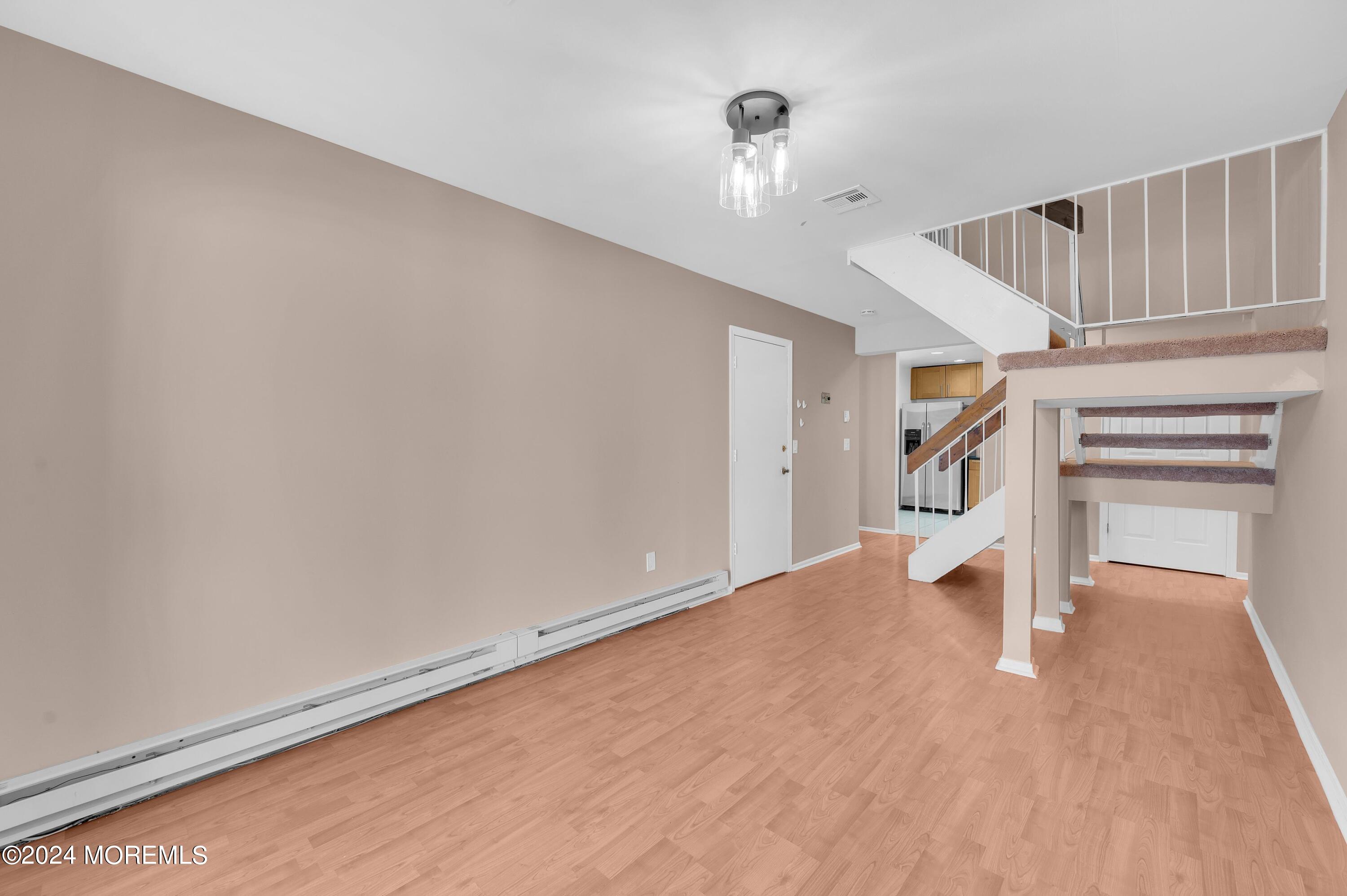 Photo 5 of 31 of 130 Tower Hill Drive condo