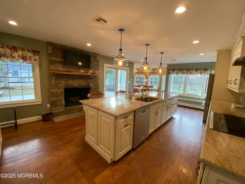 10 Arneytown Hornerstown Road, Upper Freehold, NJ 08501 - MLS#: 22508250