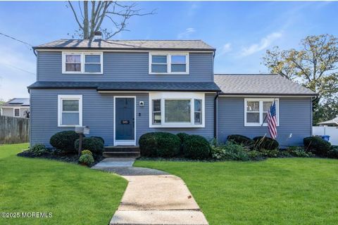 Photo of 505 Batchelor Street, Toms River, NJ 08753 (MLS # 22530334)