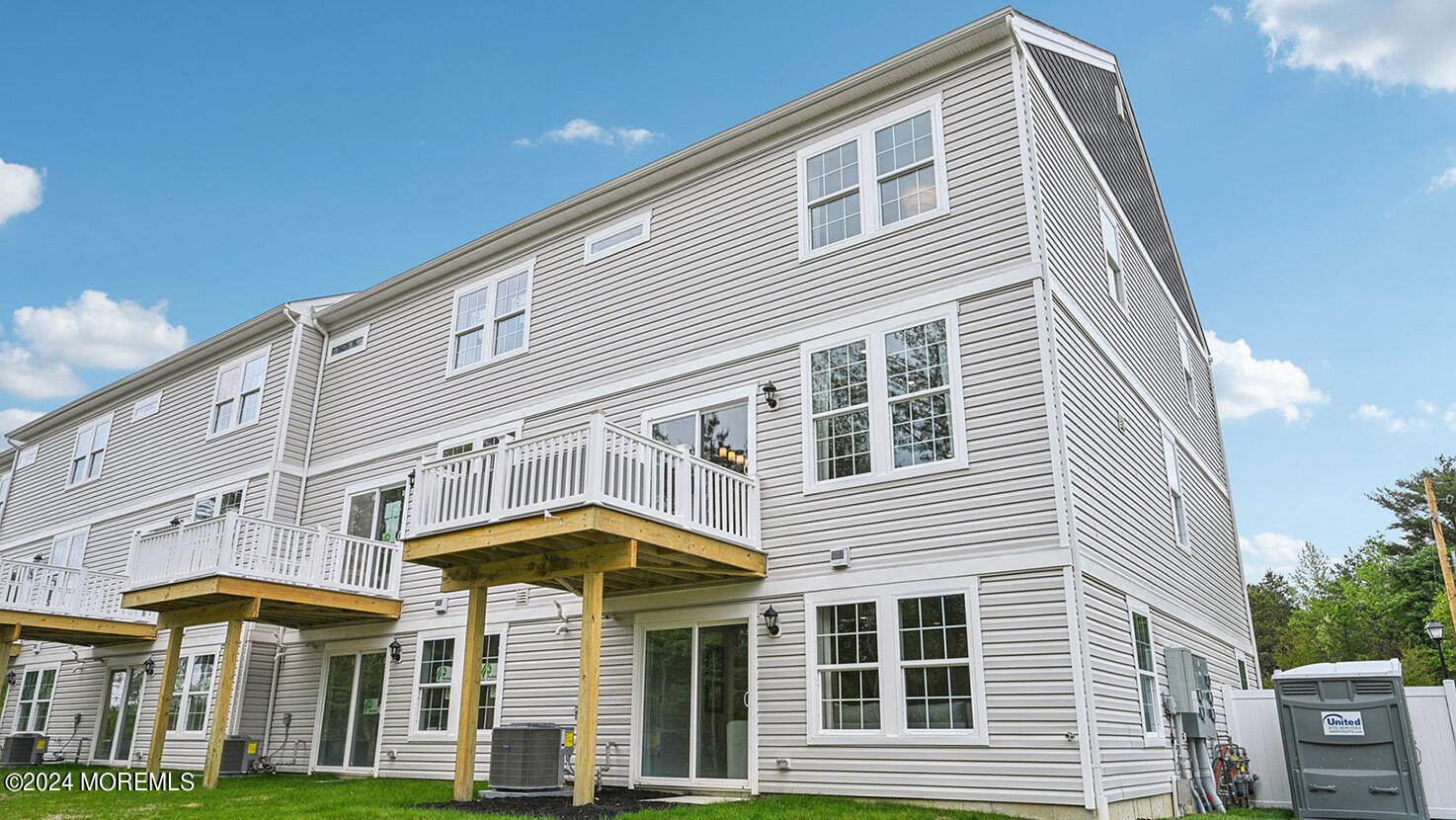 145 Wembley Way, Tinton Falls, New Jersey image 42