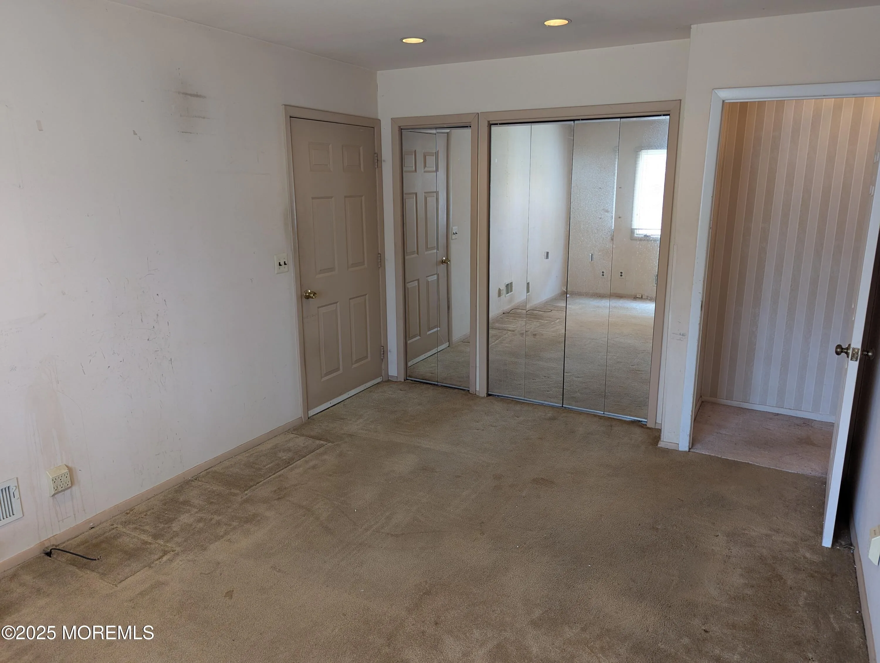 Morganville, New Jersey 07751, United States, 5 Bedrooms Bedrooms, ,2 BathroomsBathrooms,Residential,Pending,103881