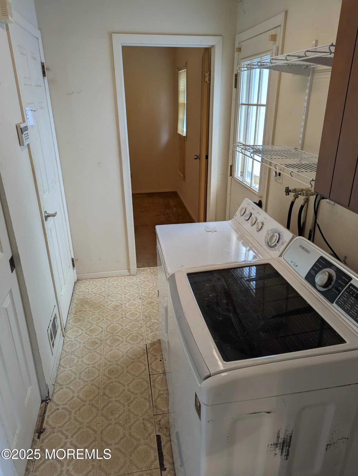 Morganville, New Jersey 07751, United States, 5 Bedrooms Bedrooms, ,2 BathroomsBathrooms,Residential,Pending,103881