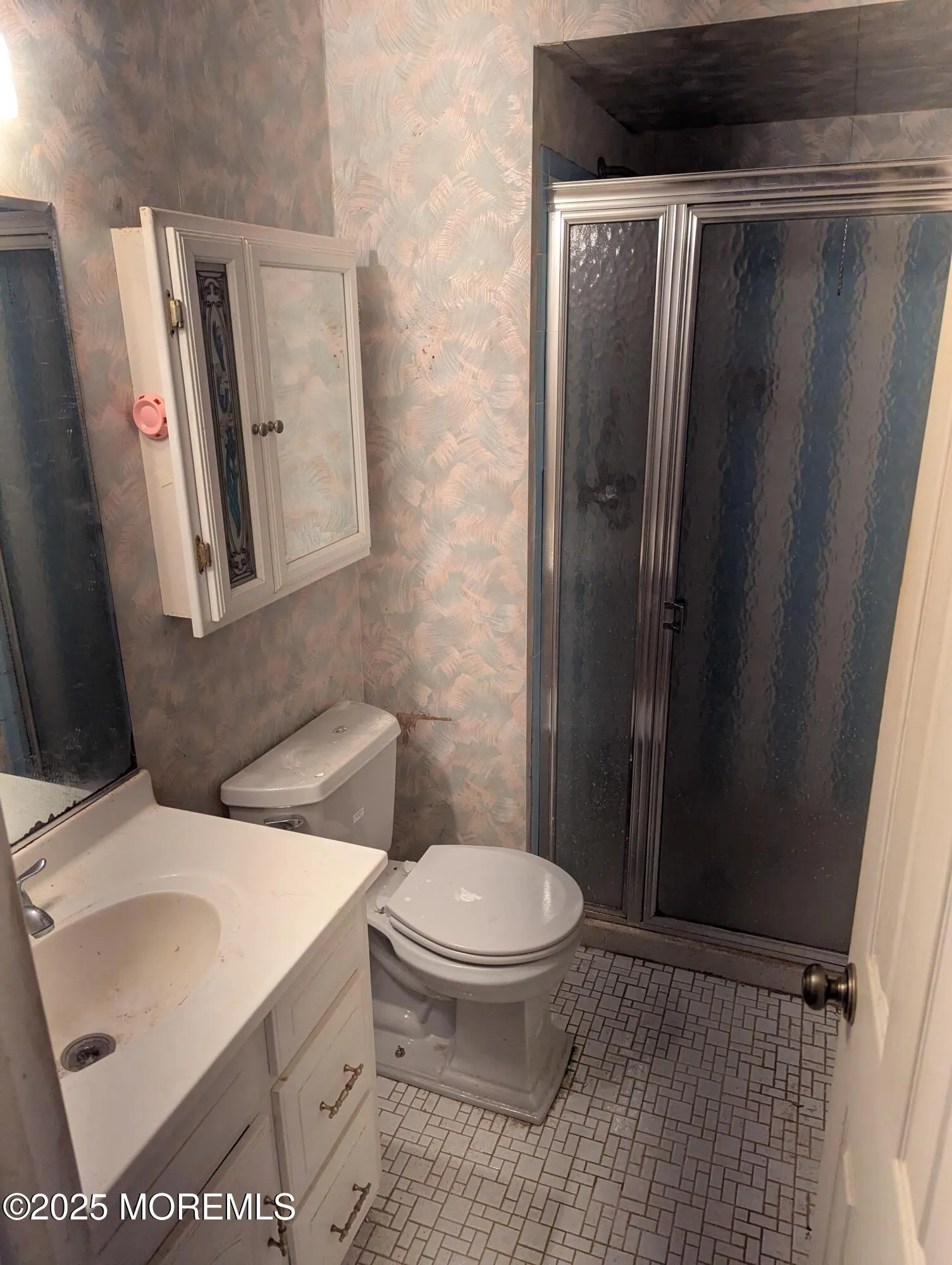 Morganville, New Jersey 07751, United States, 5 Bedrooms Bedrooms, ,2 BathroomsBathrooms,Residential,Pending,103881