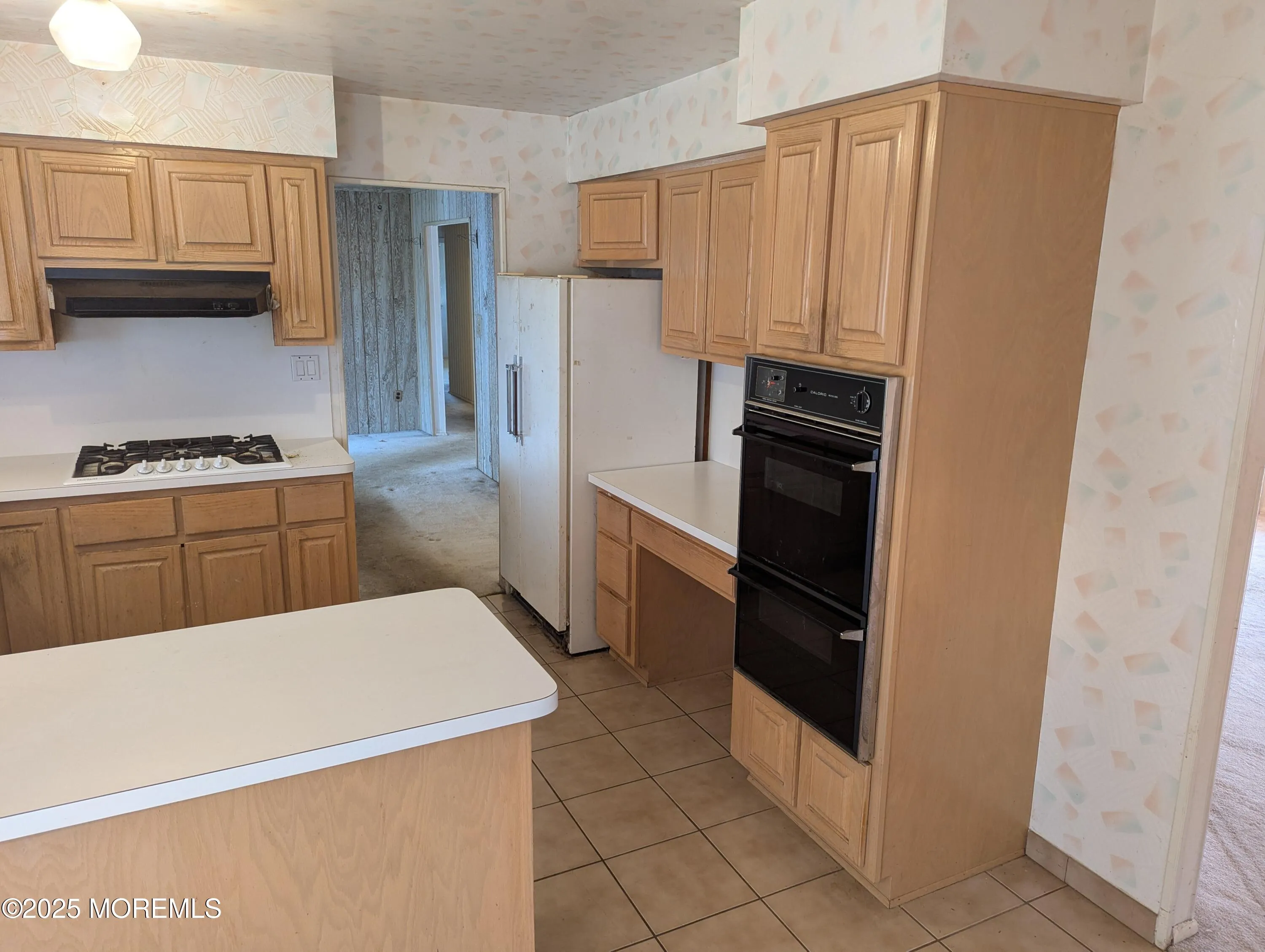 Morganville, New Jersey 07751, United States, 5 Bedrooms Bedrooms, ,2 BathroomsBathrooms,Residential,Pending,103881