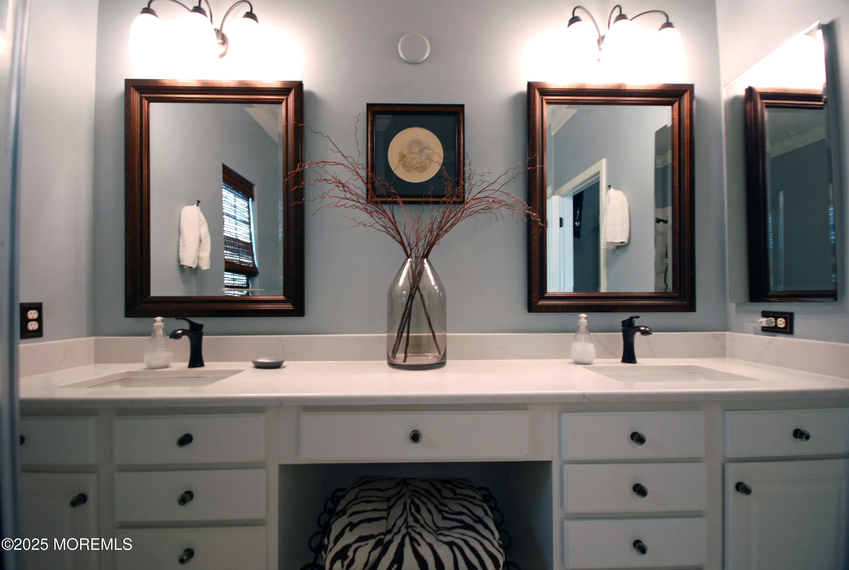 Allentown, New Jersey 08501, United States, 2 Bedrooms Bedrooms, ,2 BathroomsBathrooms,Residential,Coming Soon,96368