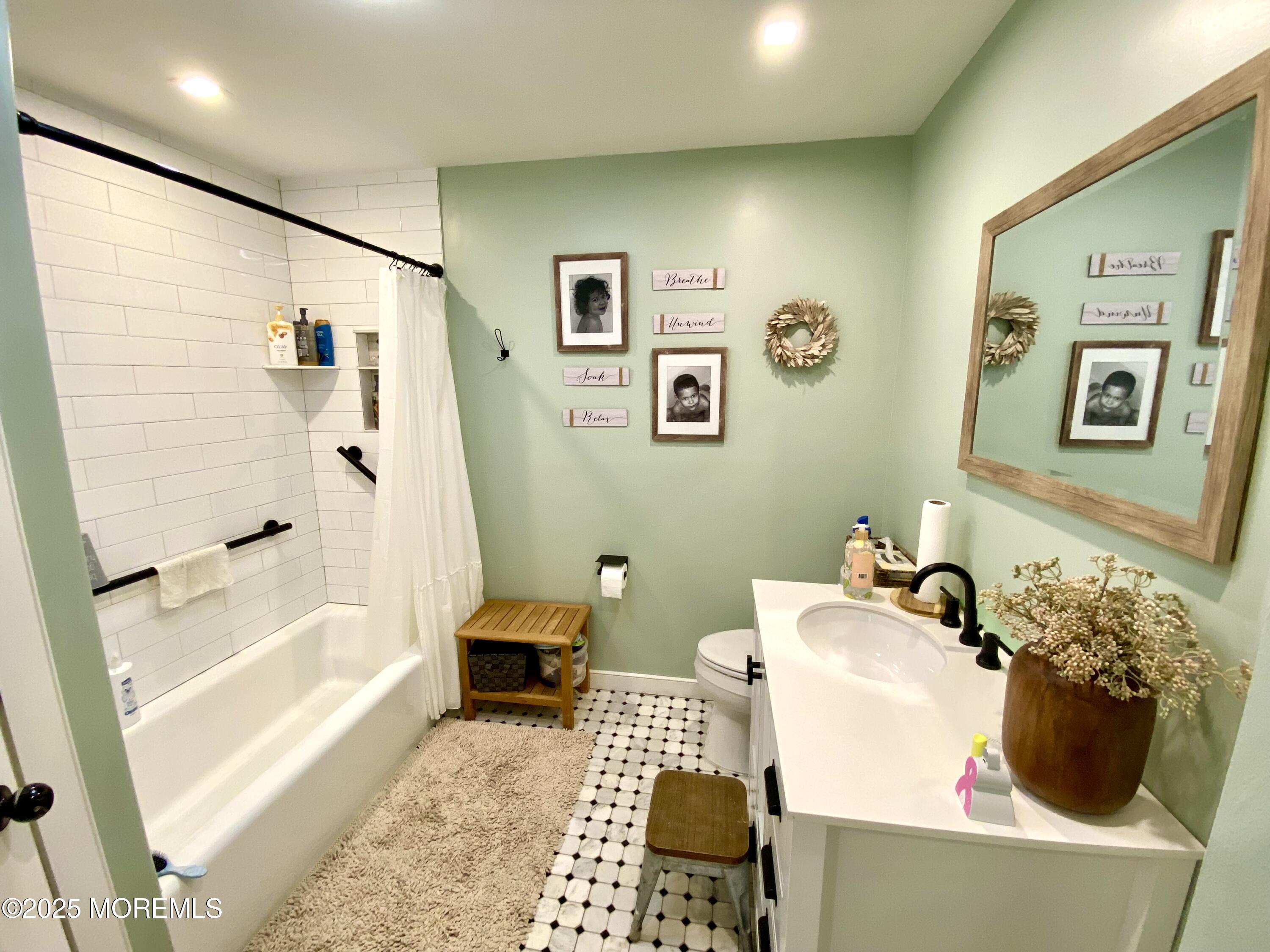 22 E Zoller Road, East Brunswick, New Jersey image 9