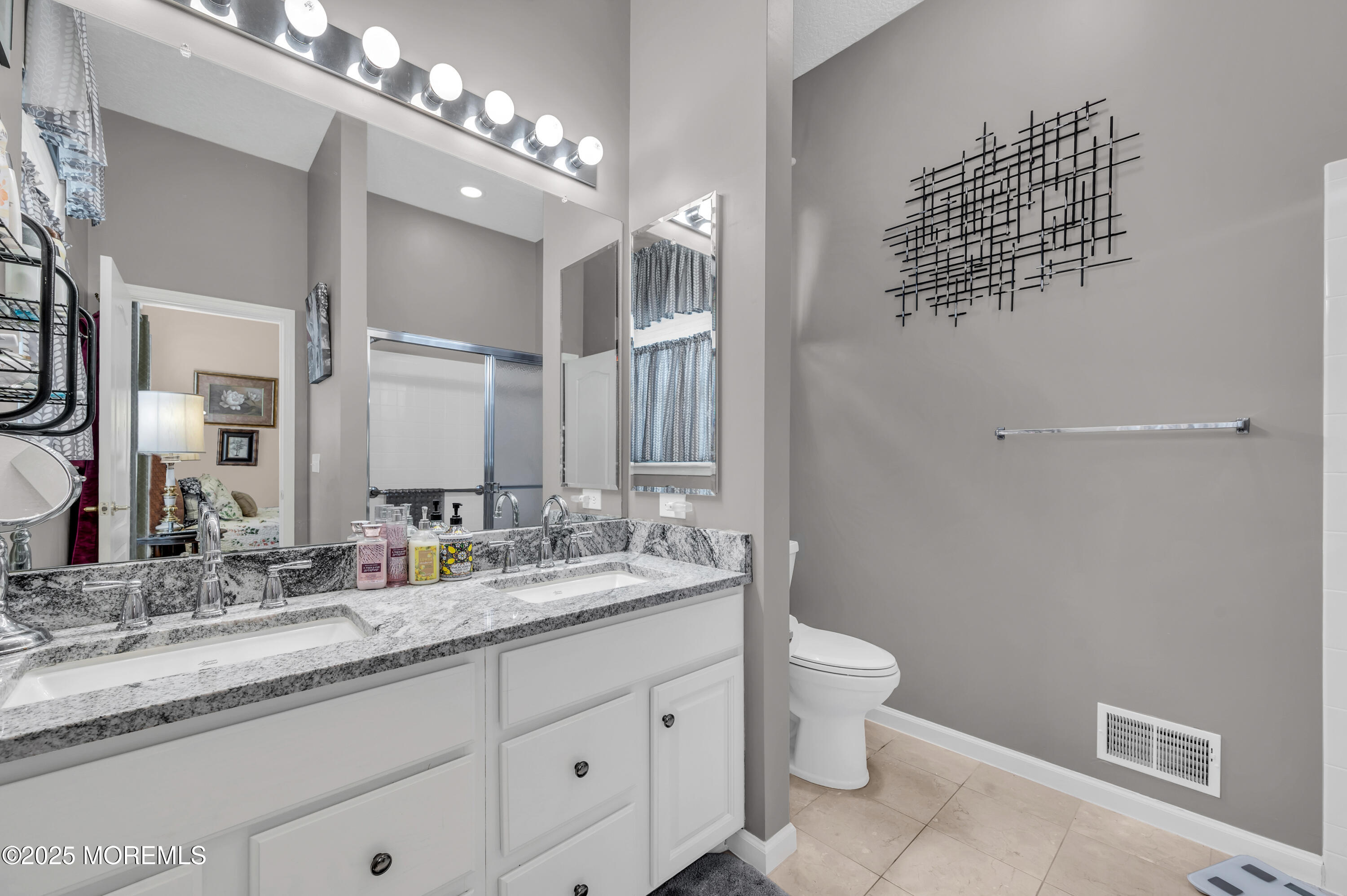 15 Amberlands Court, Lakewood, New Jersey image 30