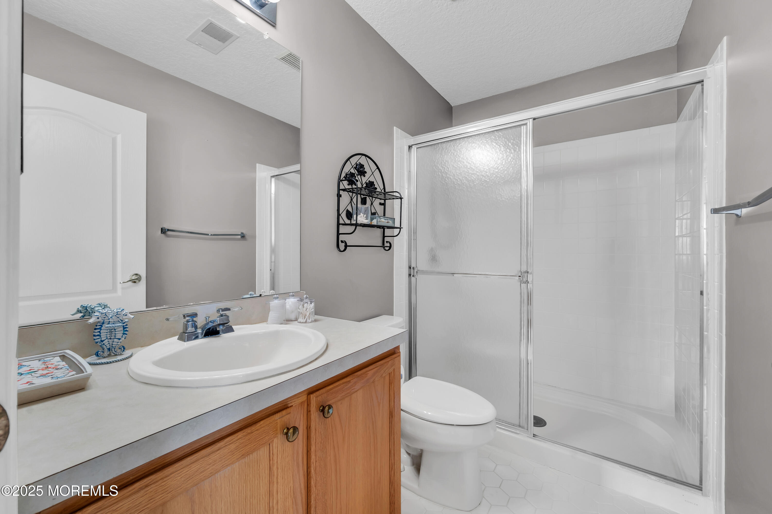 15 Amberlands Court, Lakewood, New Jersey image 36