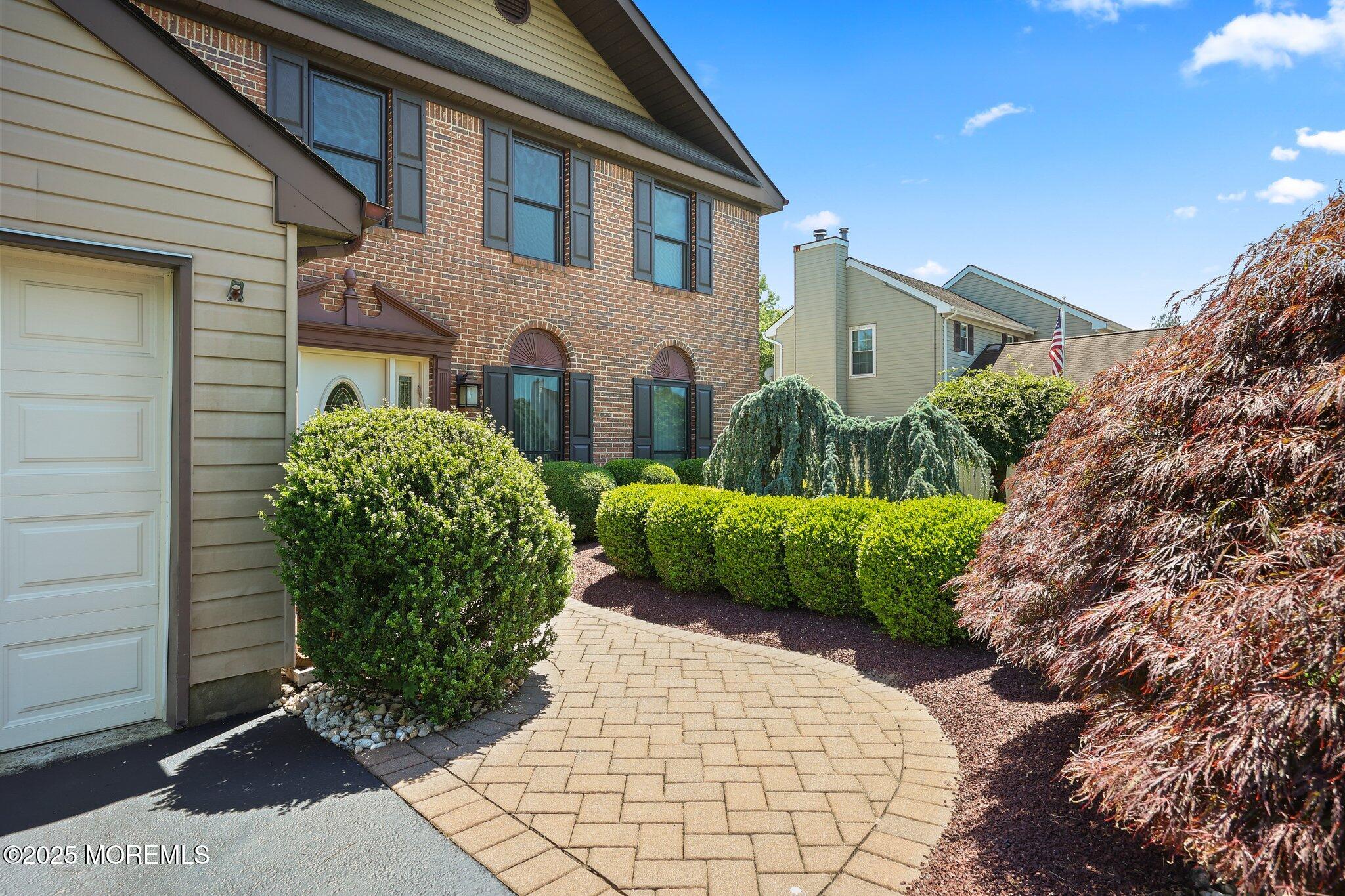 14 Sutton Drive
