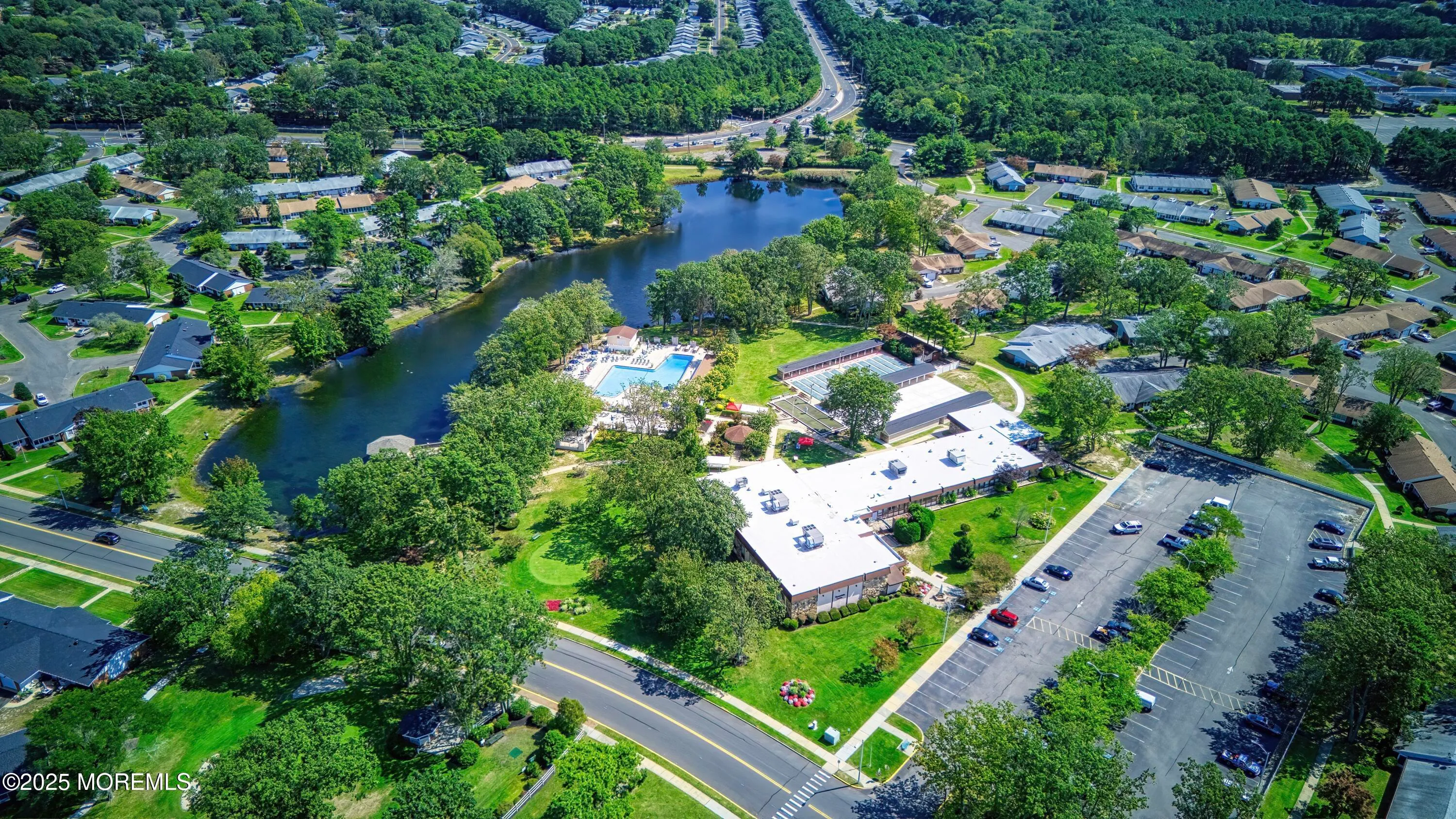 Lakewood, New Jersey 08701, United States, 2 Bedrooms Bedrooms, ,2 BathroomsBathrooms,Residential,Active,207776