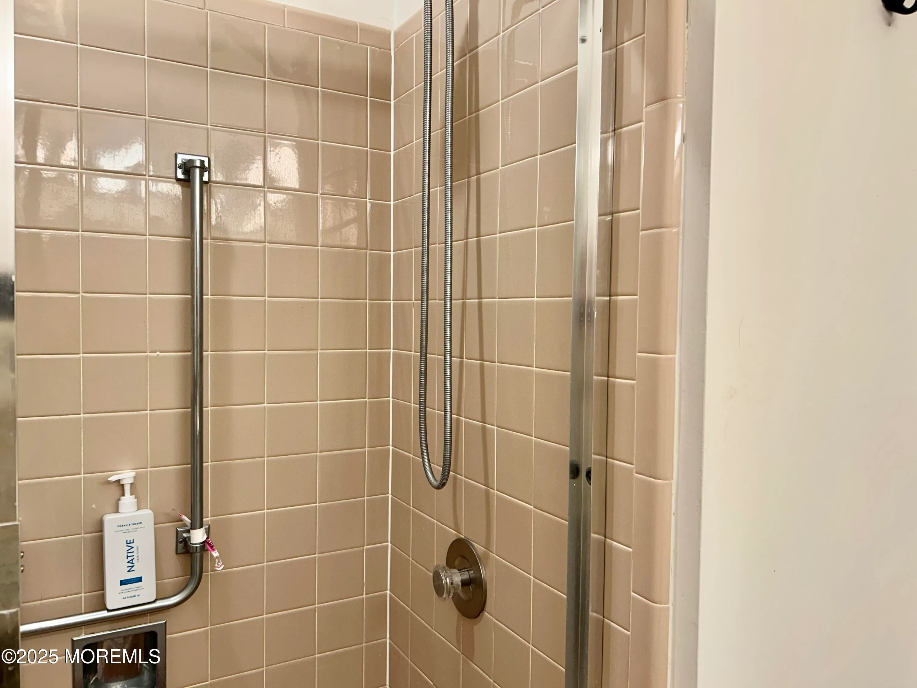 Lakewood, New Jersey 08701, United States, 2 Bedrooms Bedrooms, ,2 BathroomsBathrooms,Residential,Active,207776