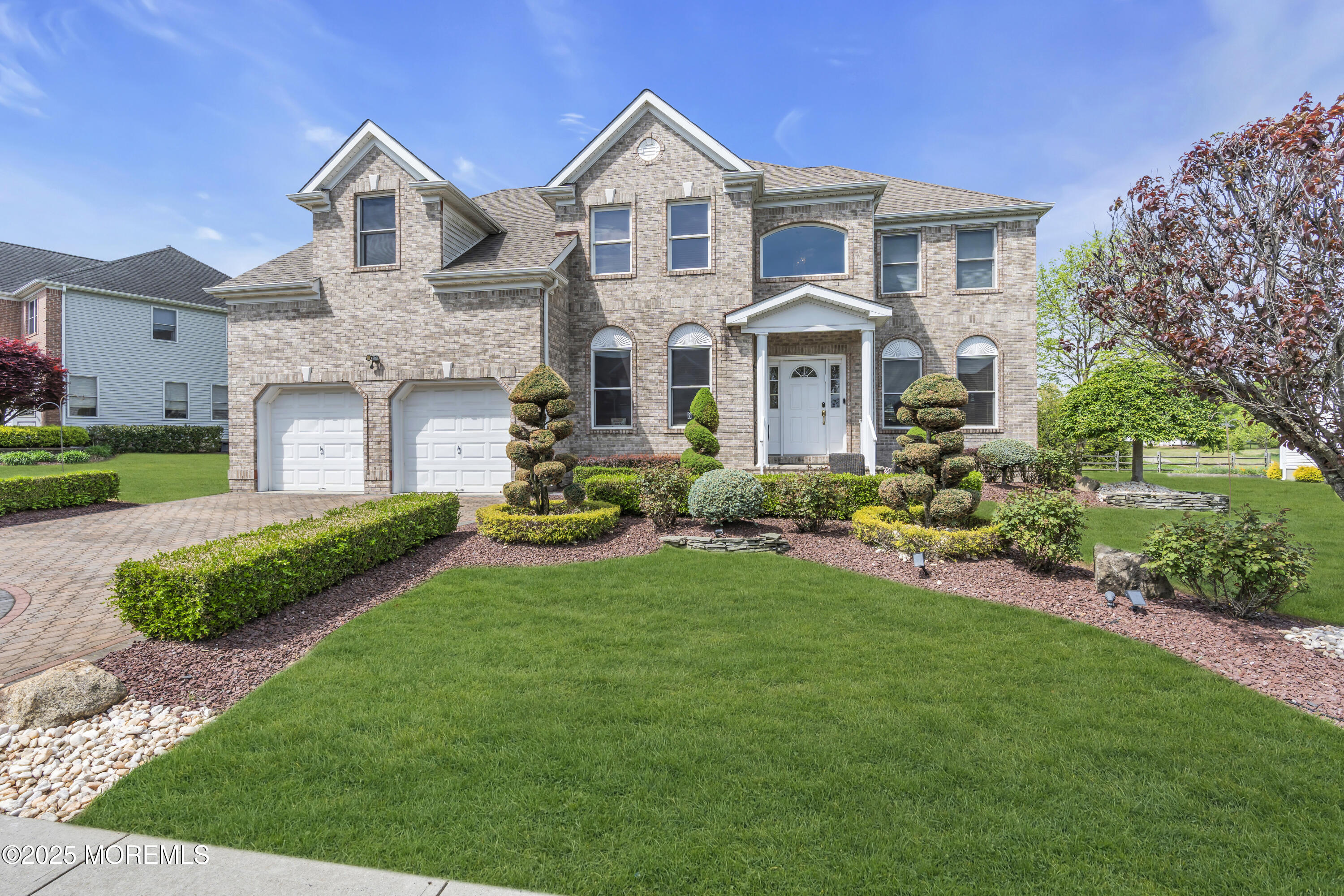 8 Hedgerow Lane, Manalapan, New Jersey image 4