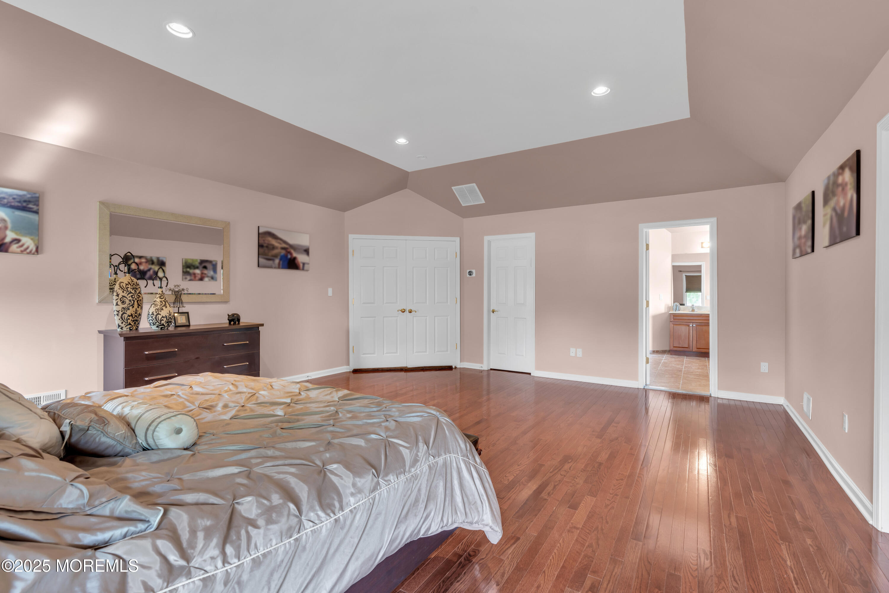 8 Hedgerow Lane, Manalapan, New Jersey image 35